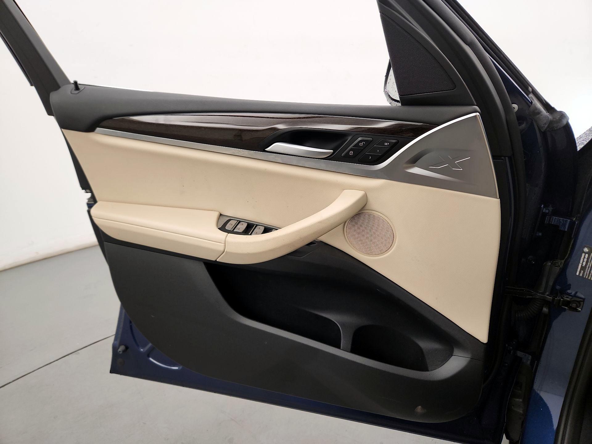 Thumbnail: 2022 BMW X3 - 12