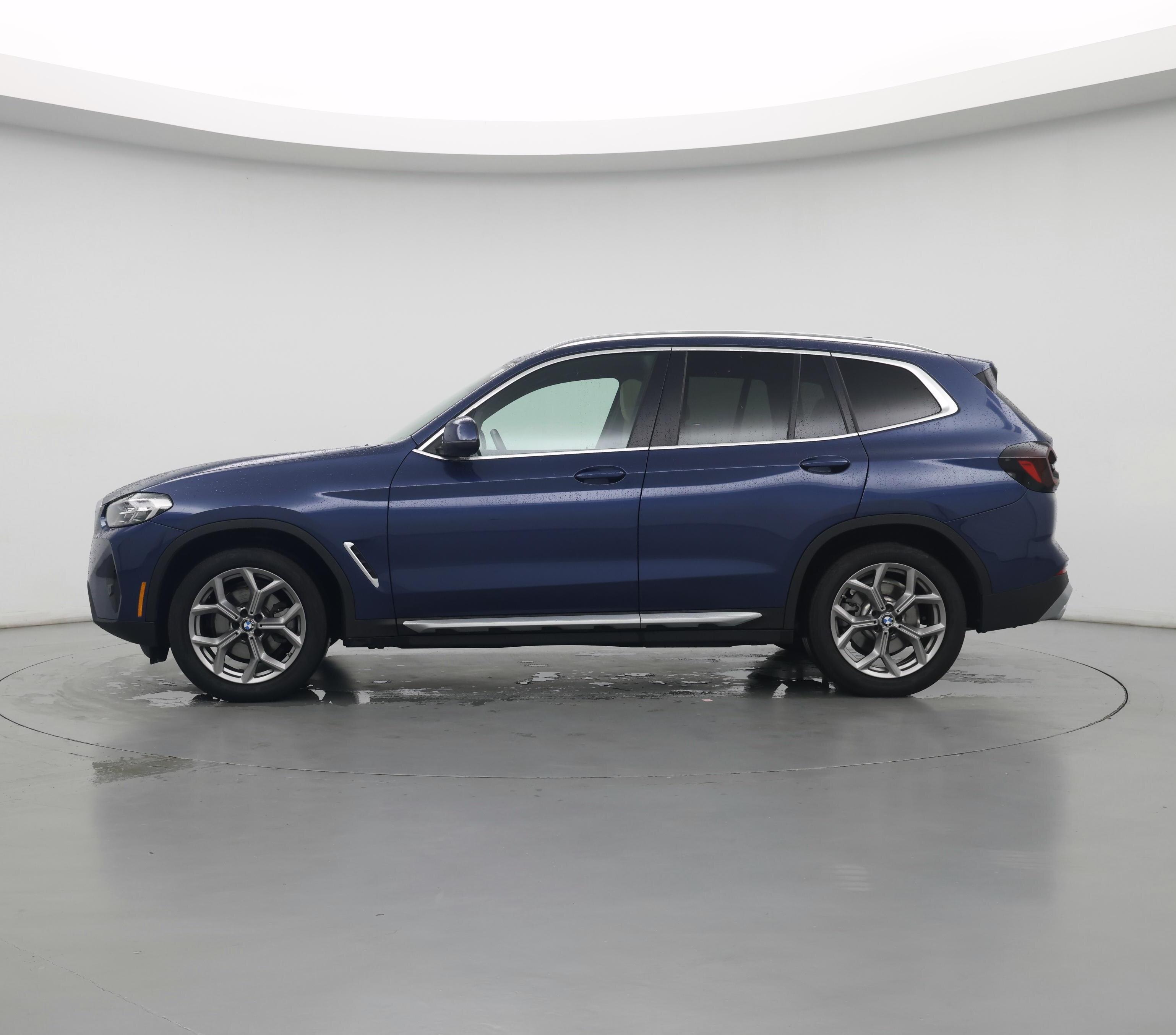 Thumbnail: 2022 BMW X3 - 3