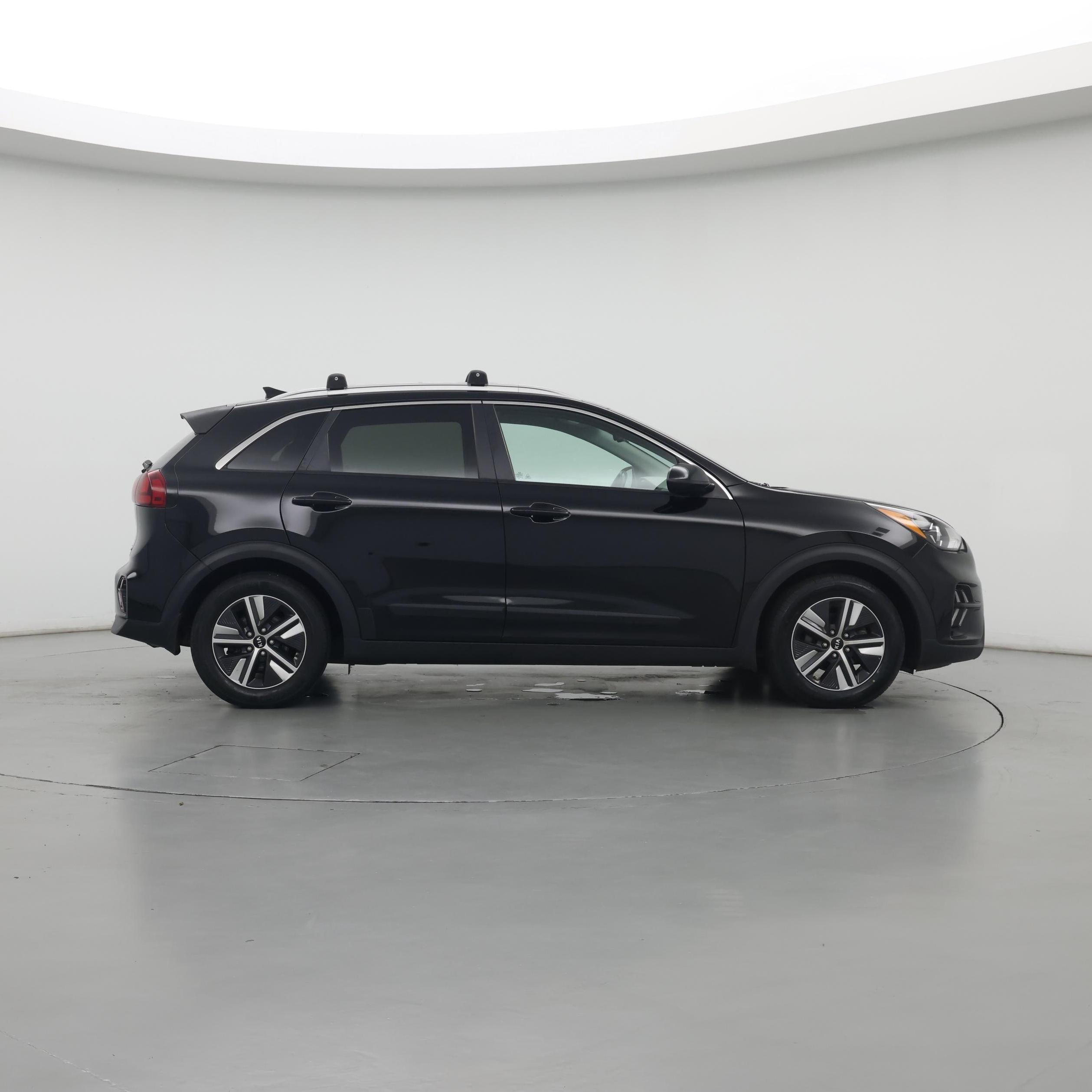 Thumbnail: 2020 Kia Niro - 7