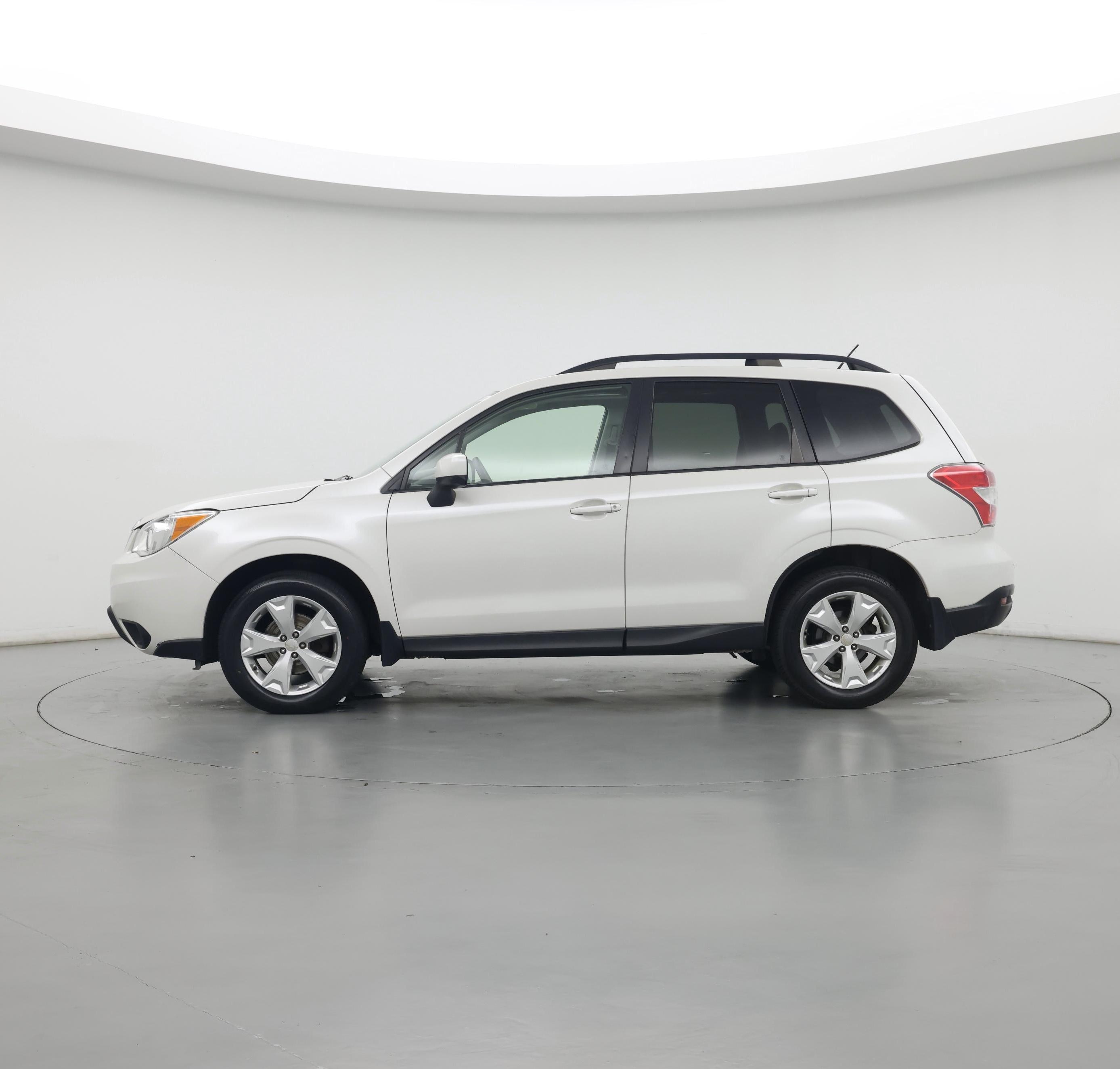 Thumbnail: 2015 Subaru Forester - 3