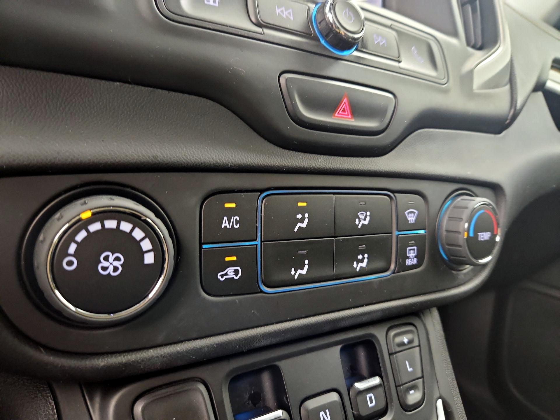 Thumbnail: 2018 GMC Terrain - 16