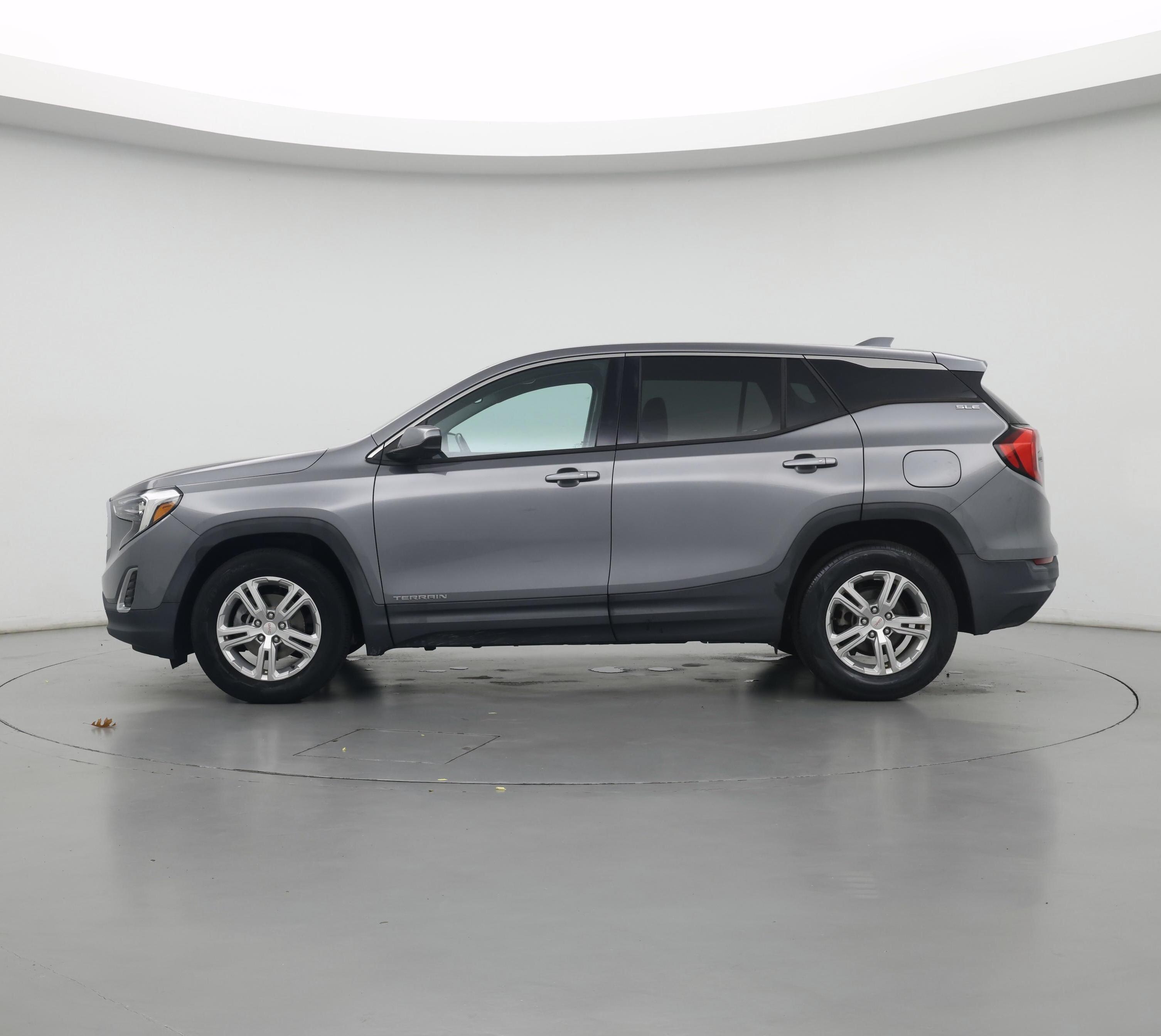 Thumbnail: 2018 GMC Terrain - 3