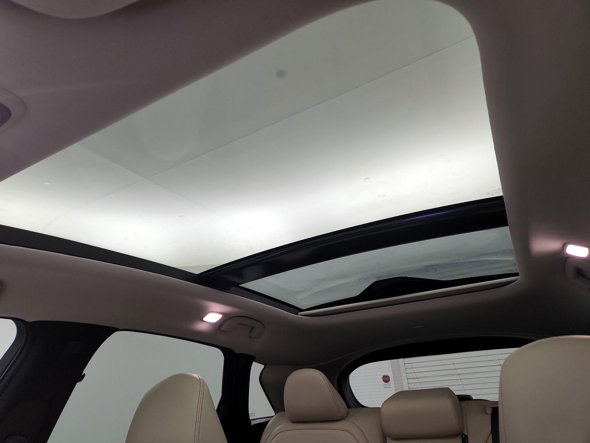 Thumbnail: 2019 INFINITI QX50 - 20