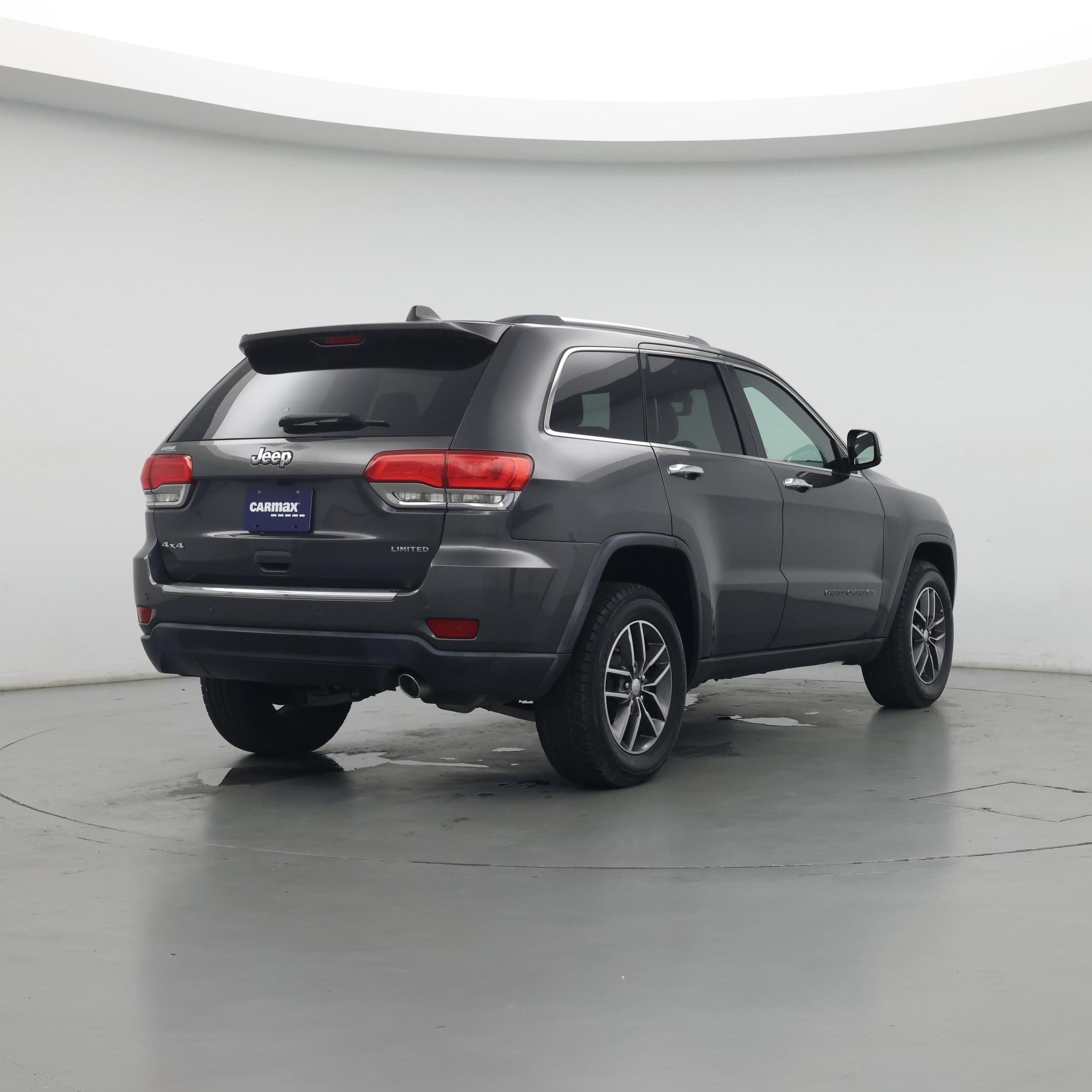 Thumbnail: 2017 Jeep Grand Cherokee - 8