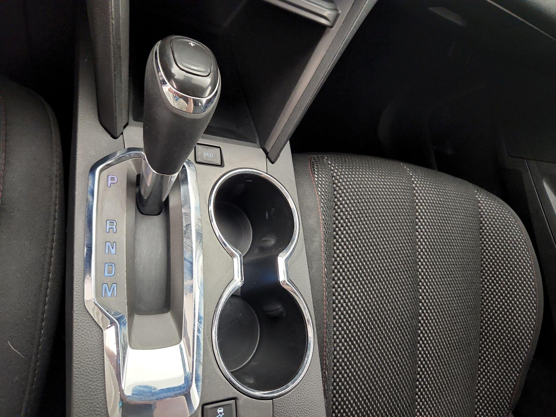Thumbnail: 2016 Chevrolet Equinox - 16