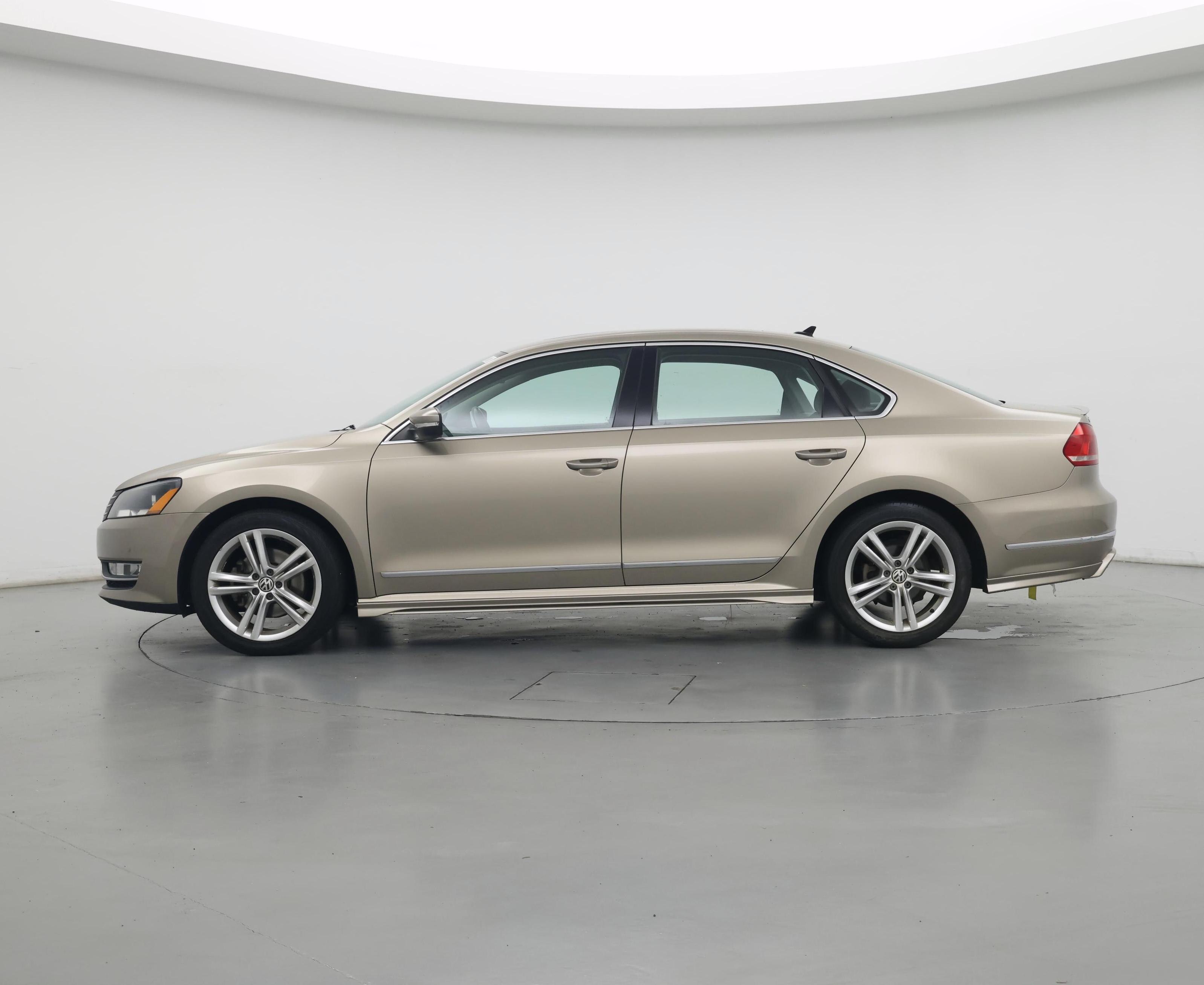 Thumbnail: 2015 Volkswagen Passat - 3