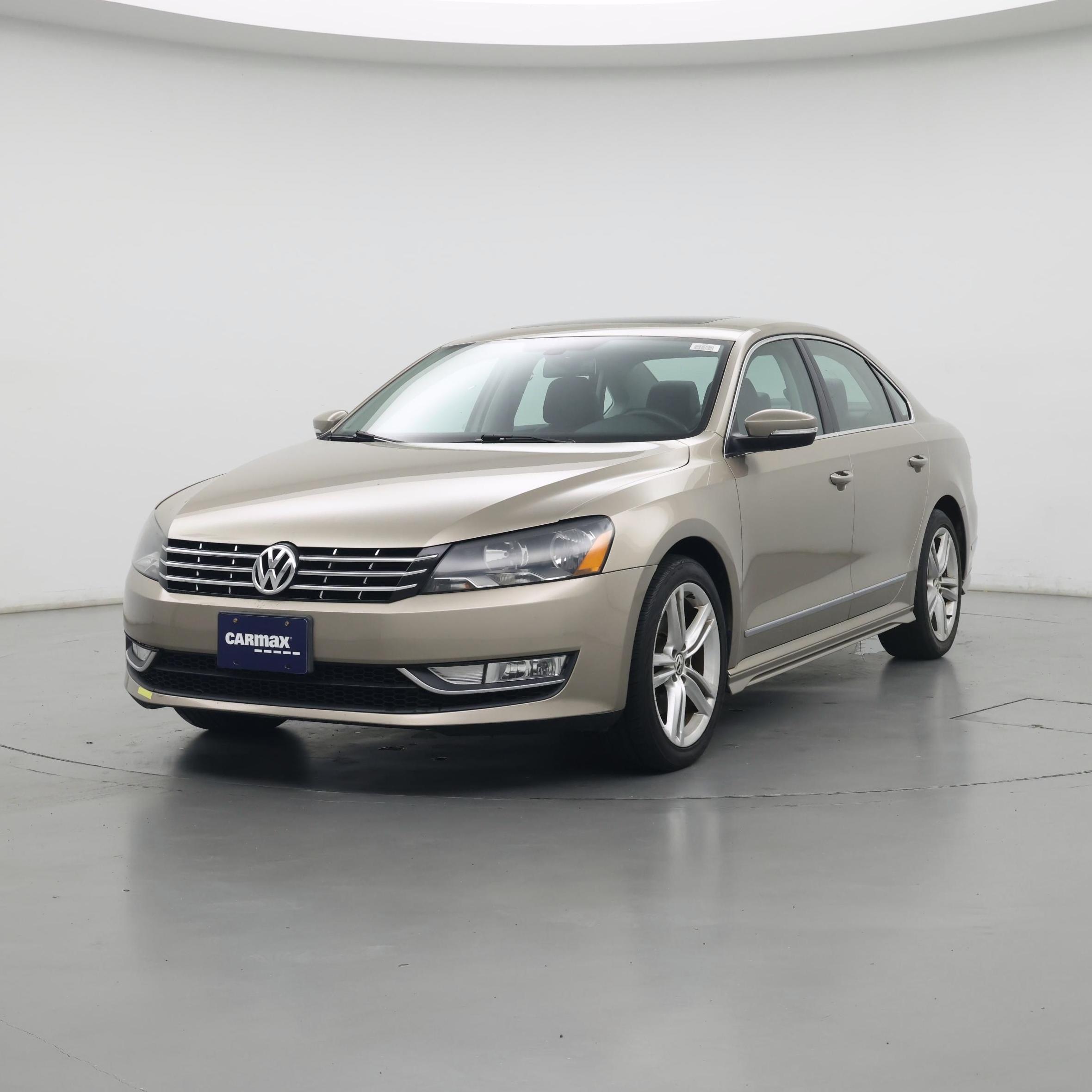 Thumbnail: 2015 Volkswagen Passat - 4