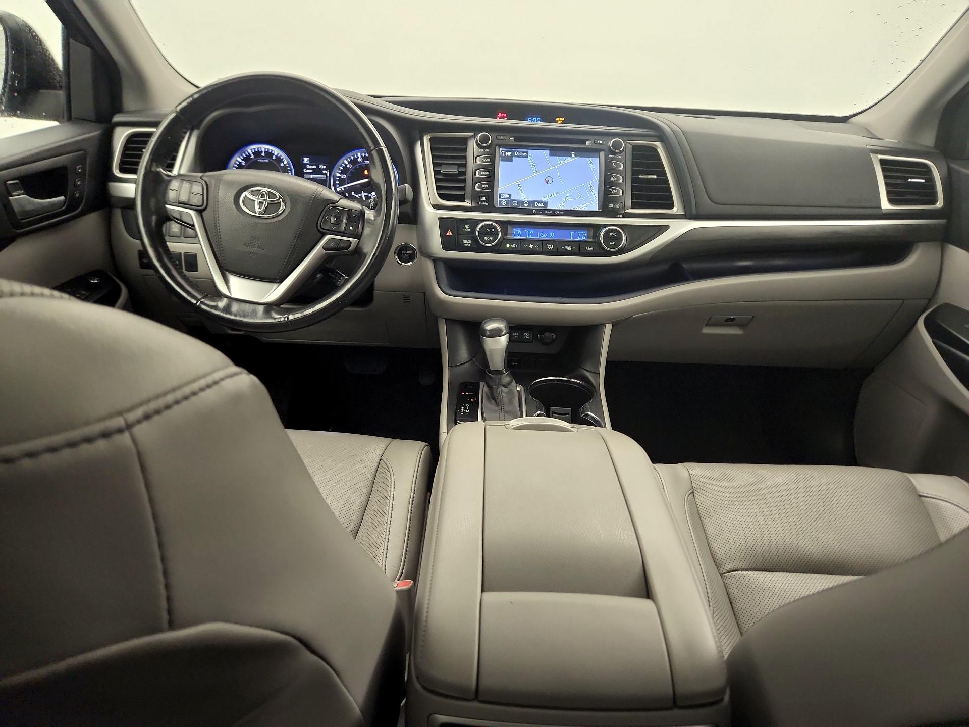 Thumbnail: 2017 Toyota Highlander - 9