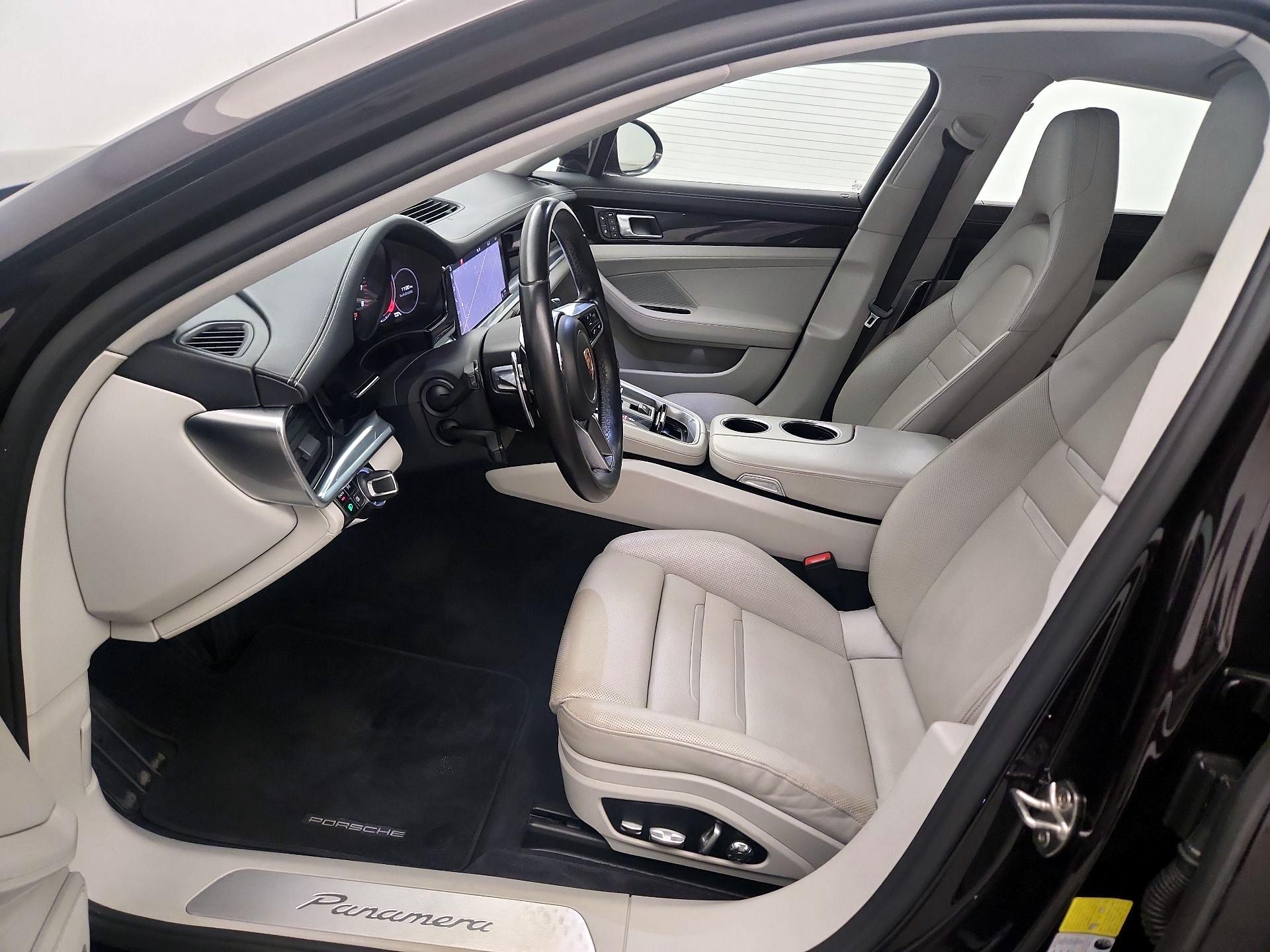 Thumbnail: 2018 Porsche Panamera - 11