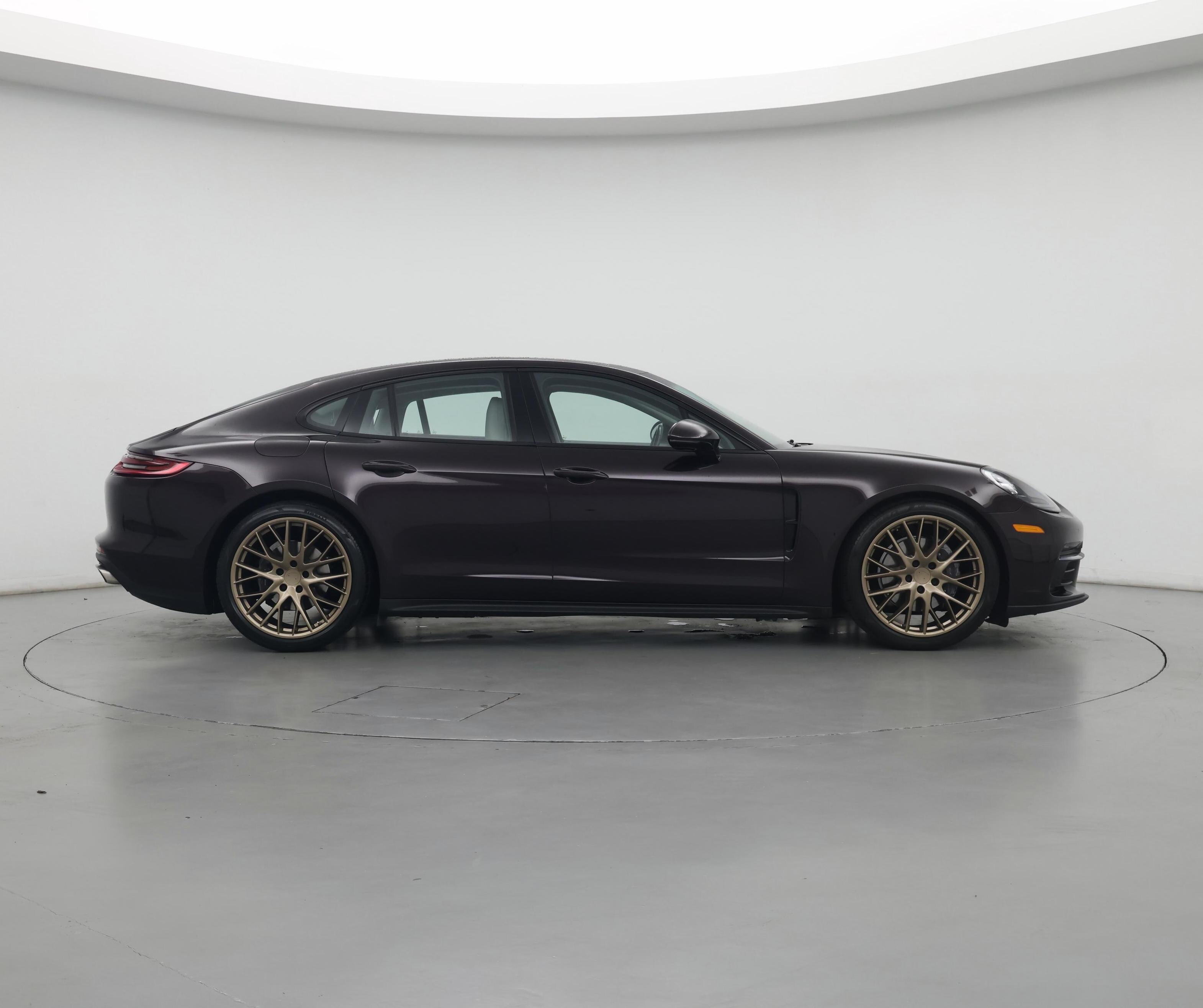 Thumbnail: 2018 Porsche Panamera - 7