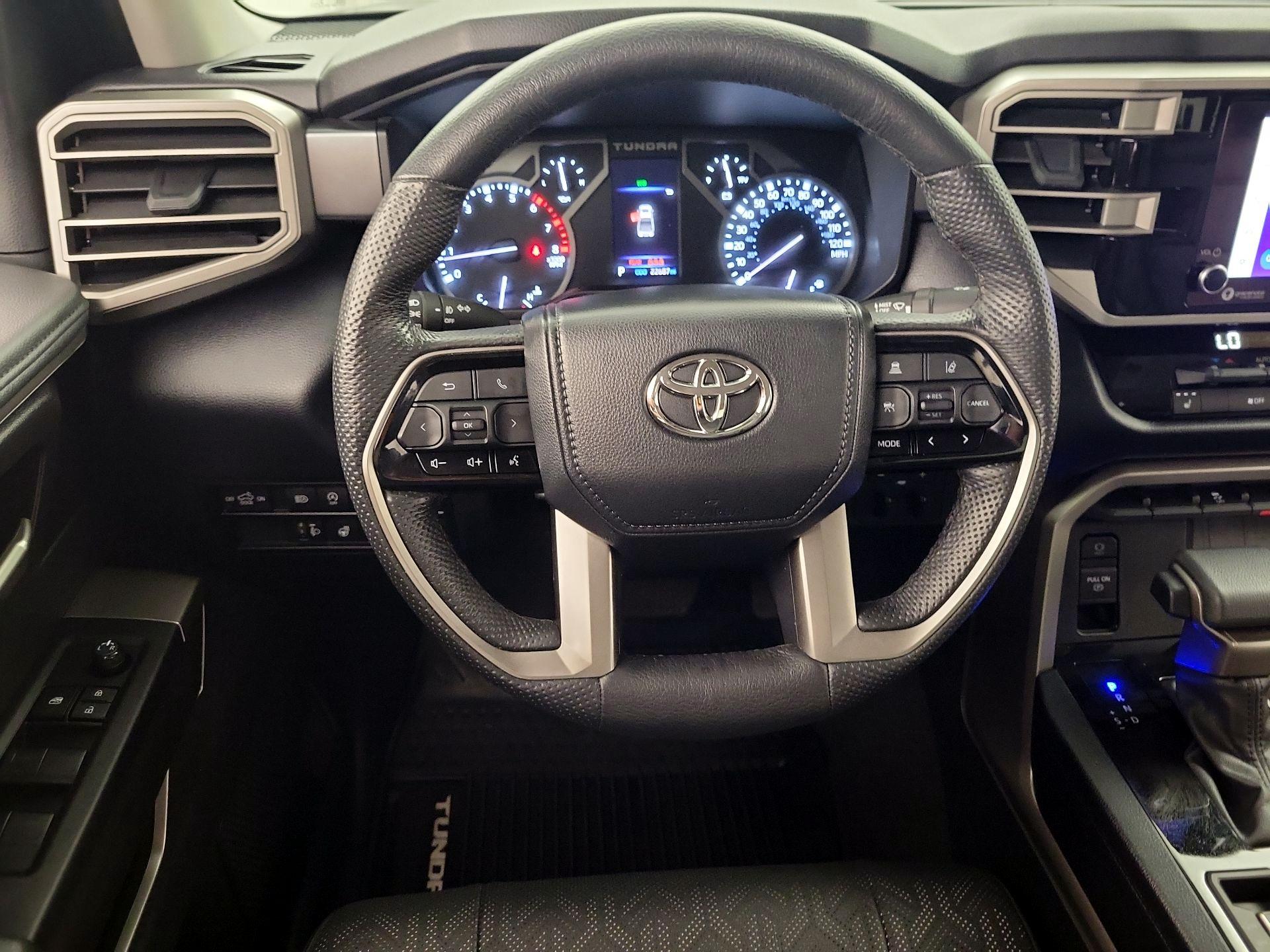 Thumbnail: 2024 Toyota Tundra - 10