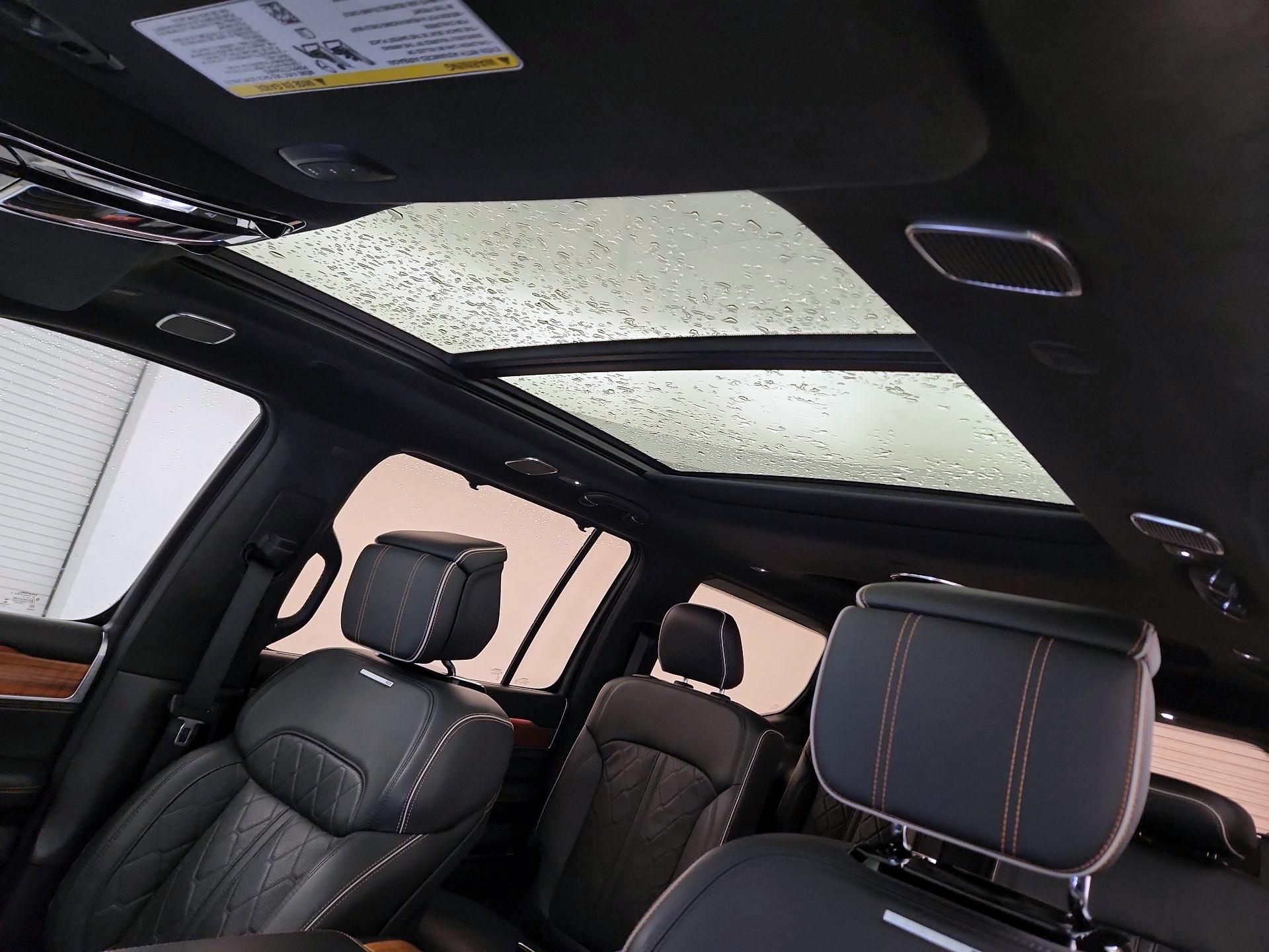Thumbnail: 2023 Jeep Grand Wagoneer - 20