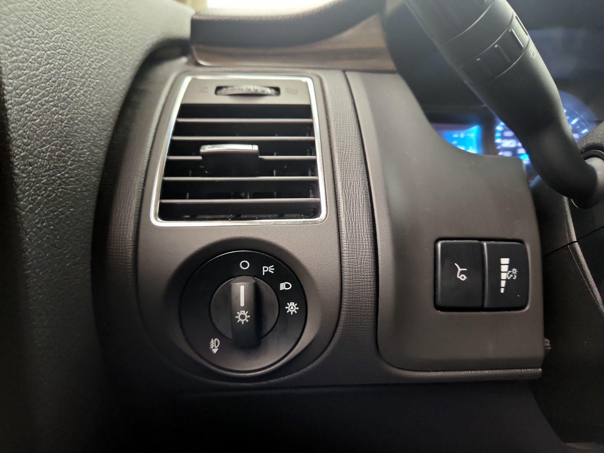 Thumbnail: 2016 Ford Flex - 13