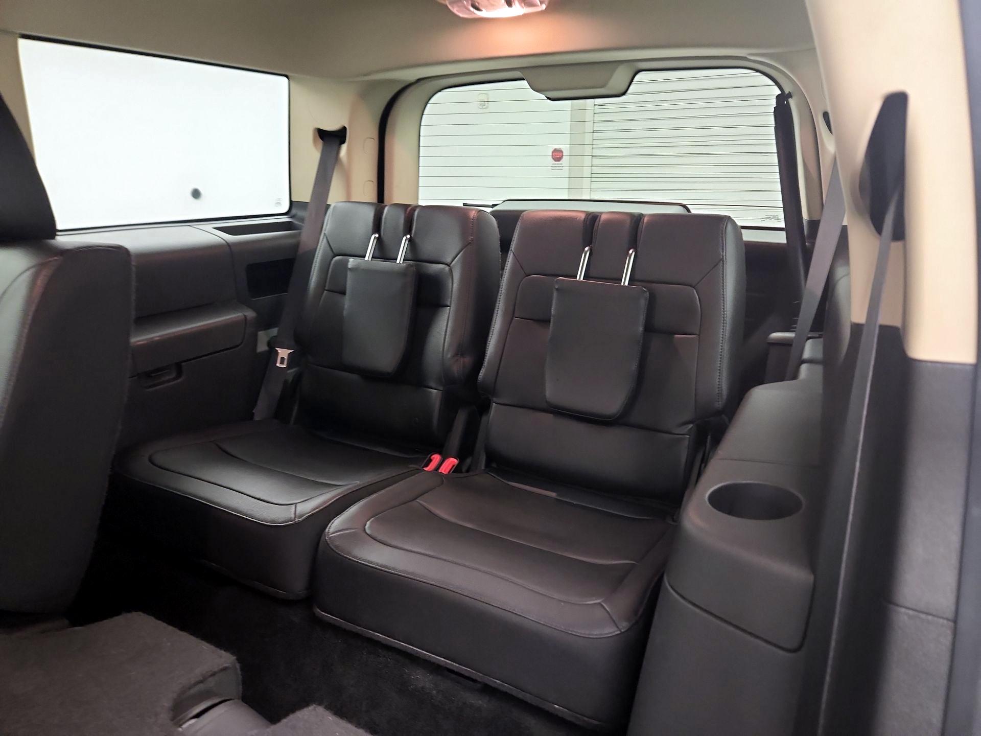 Thumbnail: 2016 Ford Flex - 20