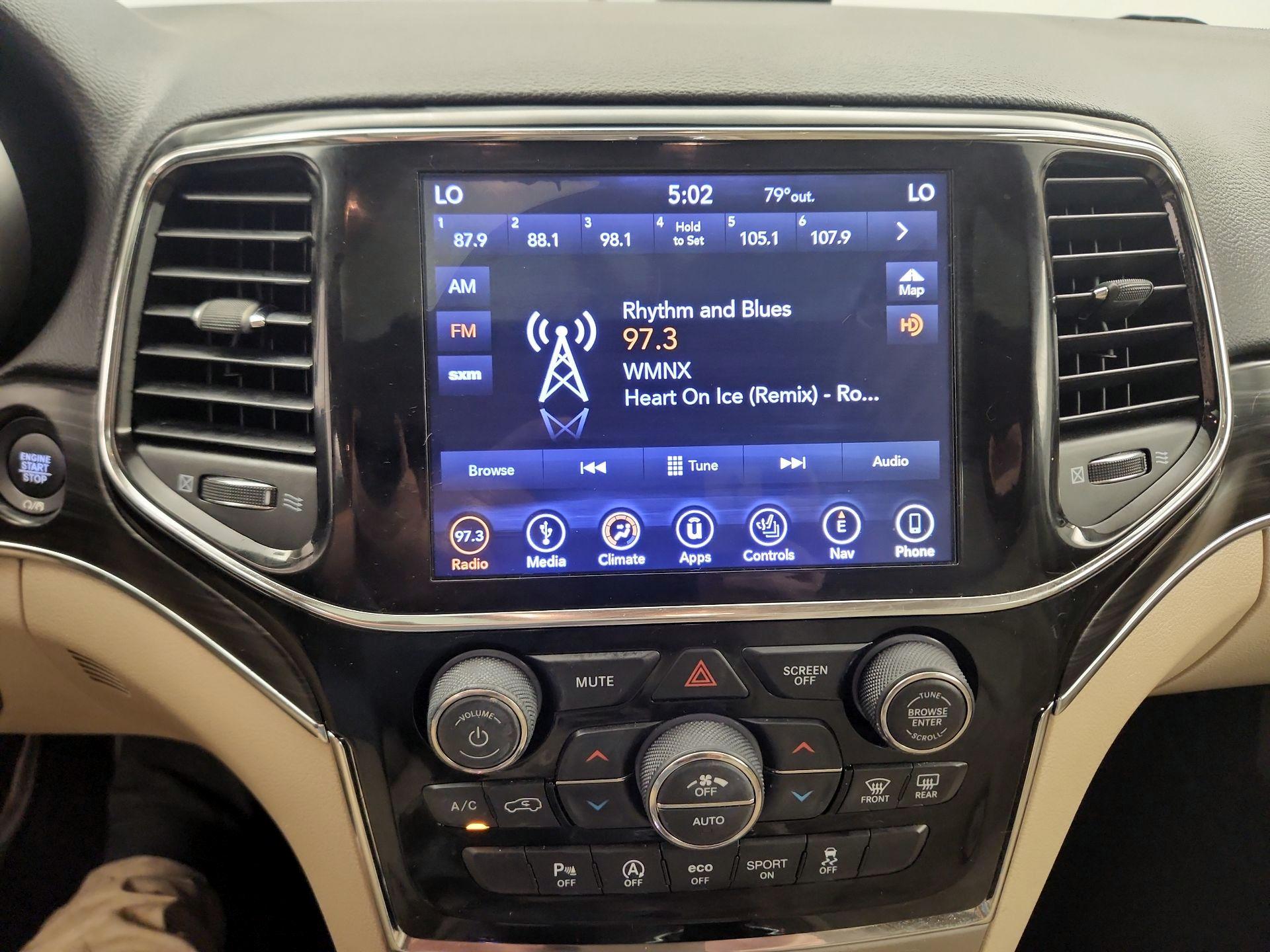 Thumbnail: 2019 Jeep Grand Cherokee - 16