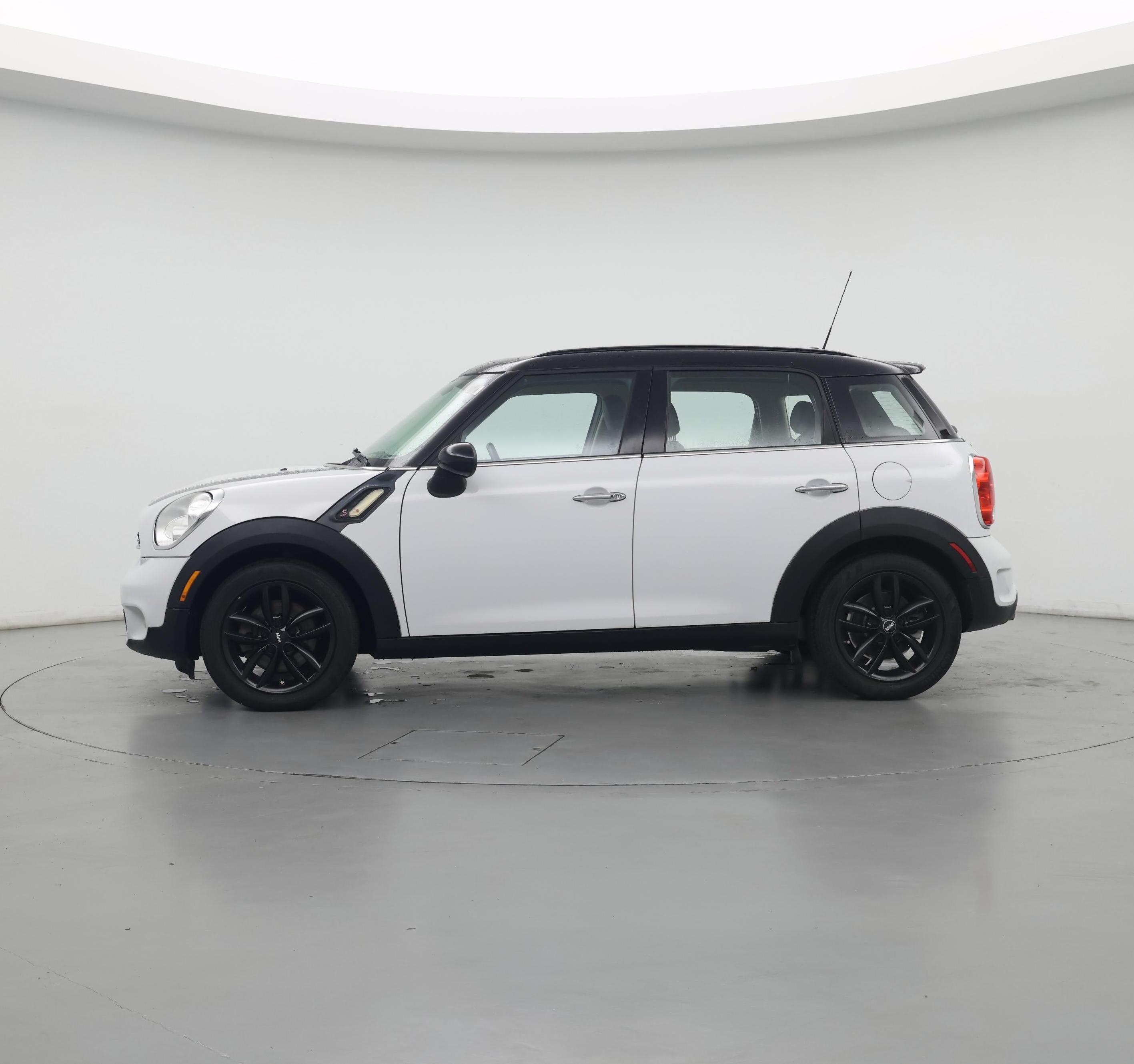 Thumbnail: 2015 MINI Cooper Countryman - 3