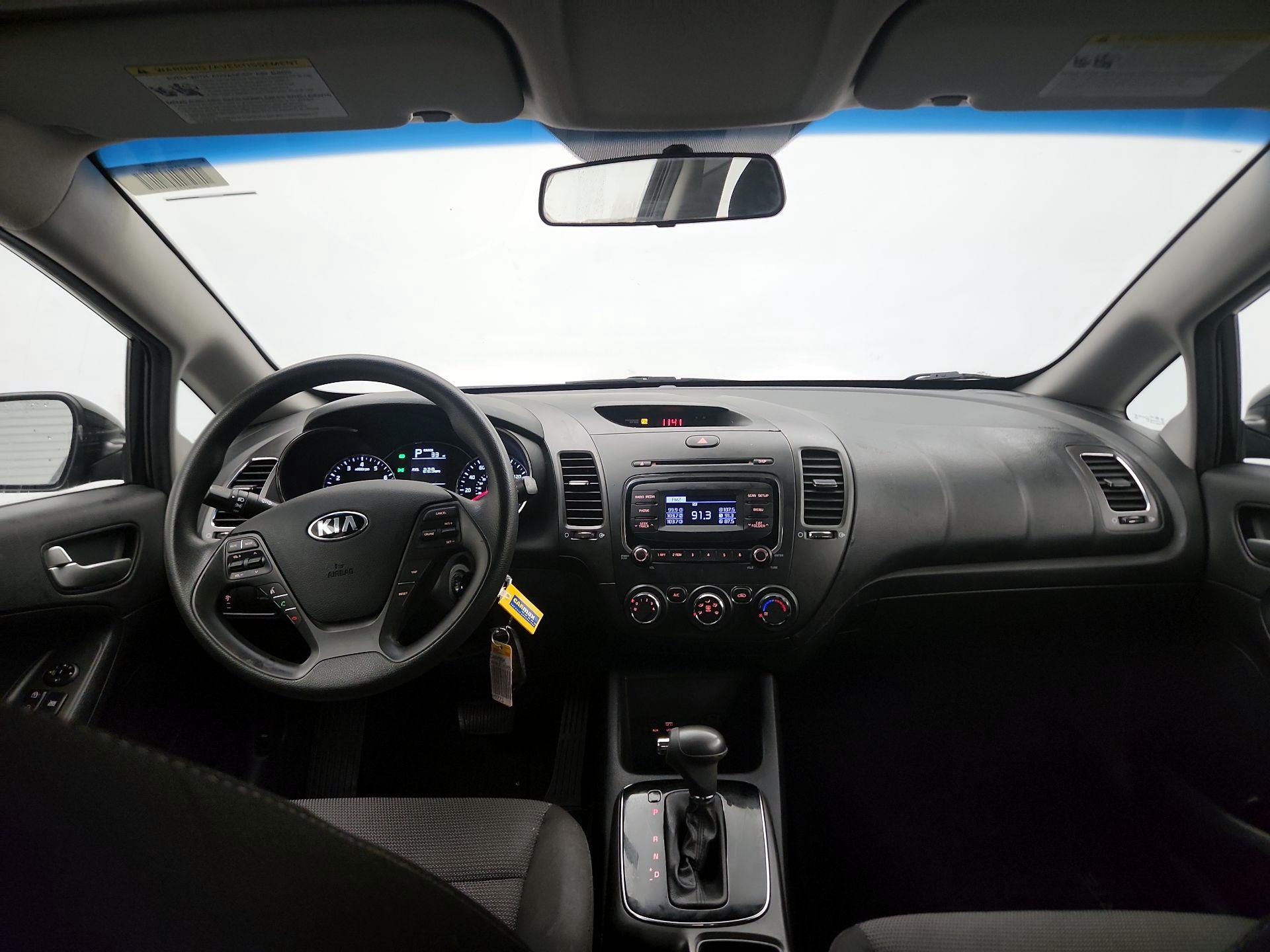 Thumbnail: 2018 Kia Forte - 9