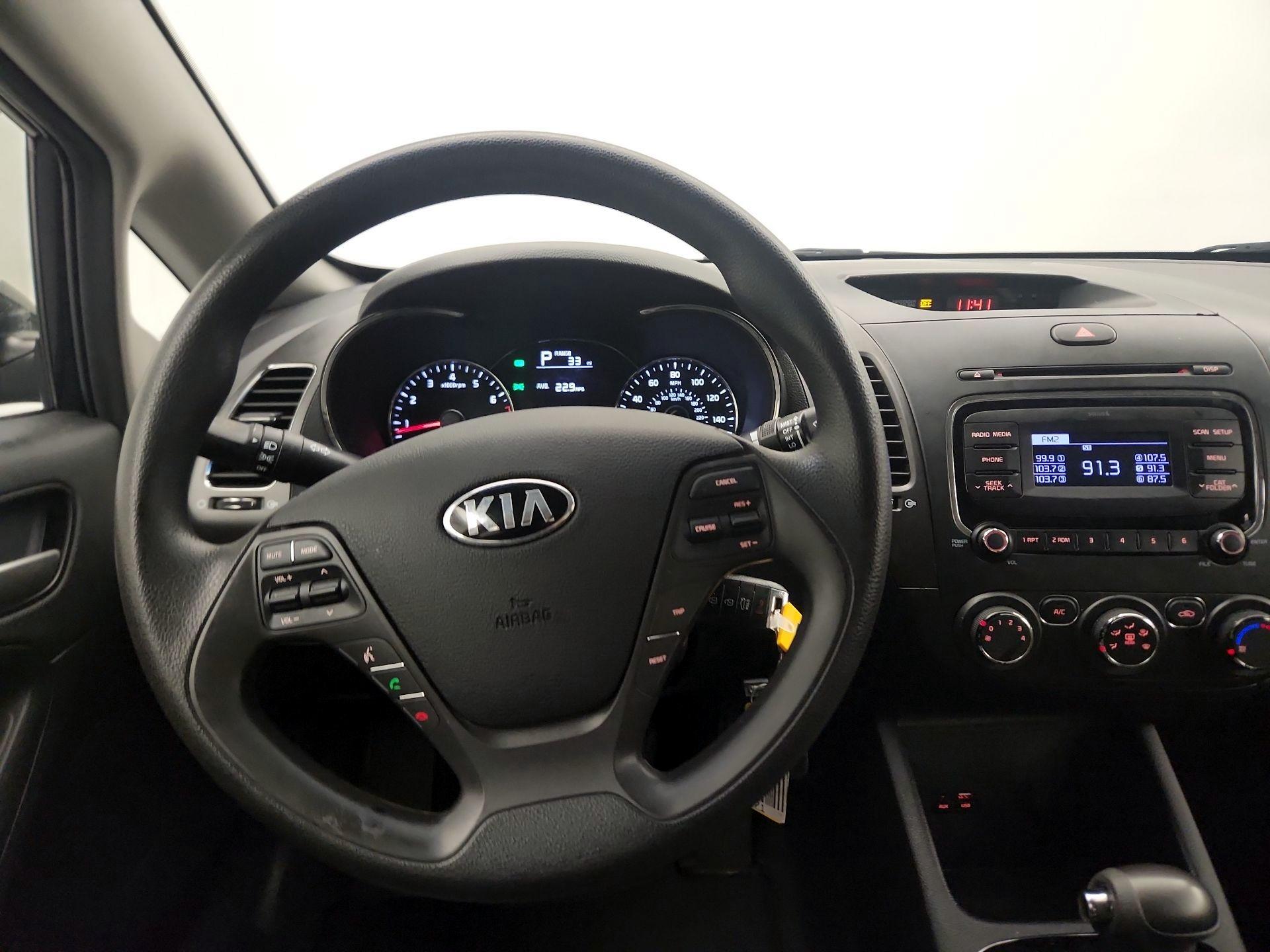 Thumbnail: 2018 Kia Forte - 10