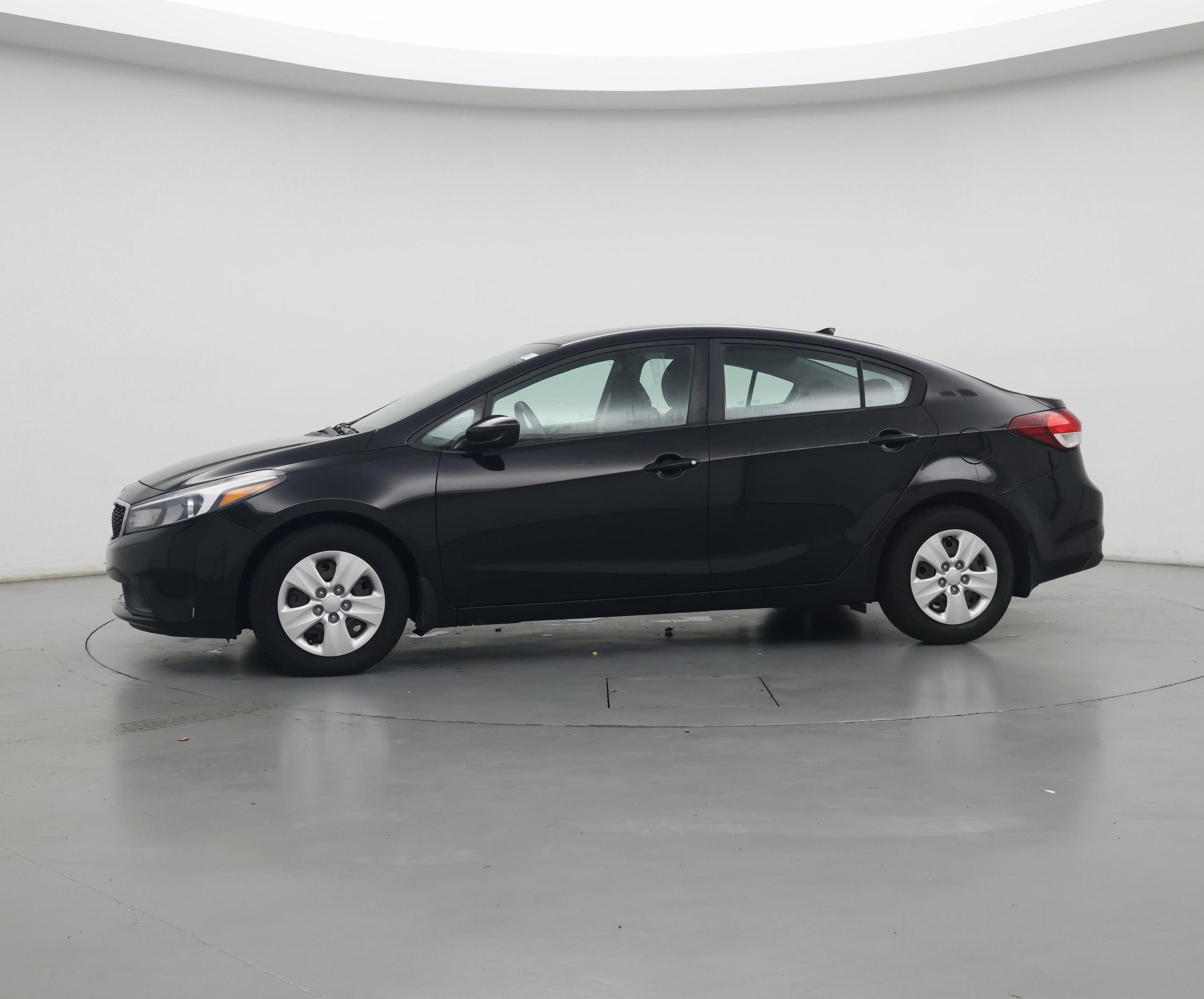 Thumbnail: 2018 Kia Forte - 4