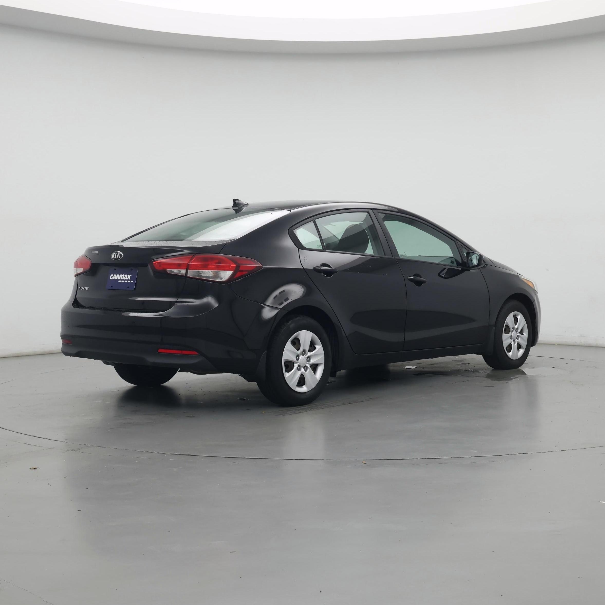 Thumbnail: 2018 Kia Forte - 7
