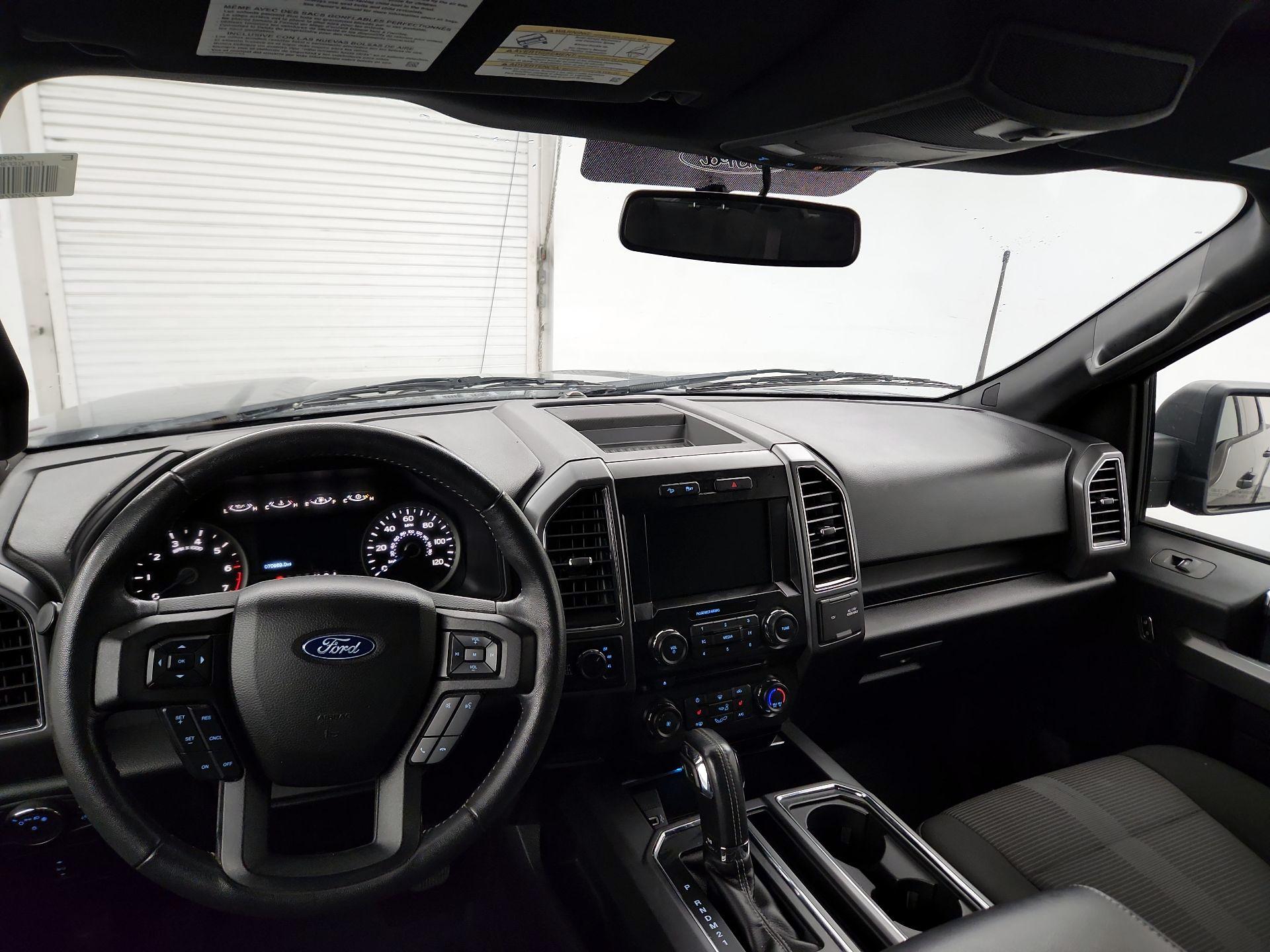 Thumbnail: 2017 Ford F-150 - 9