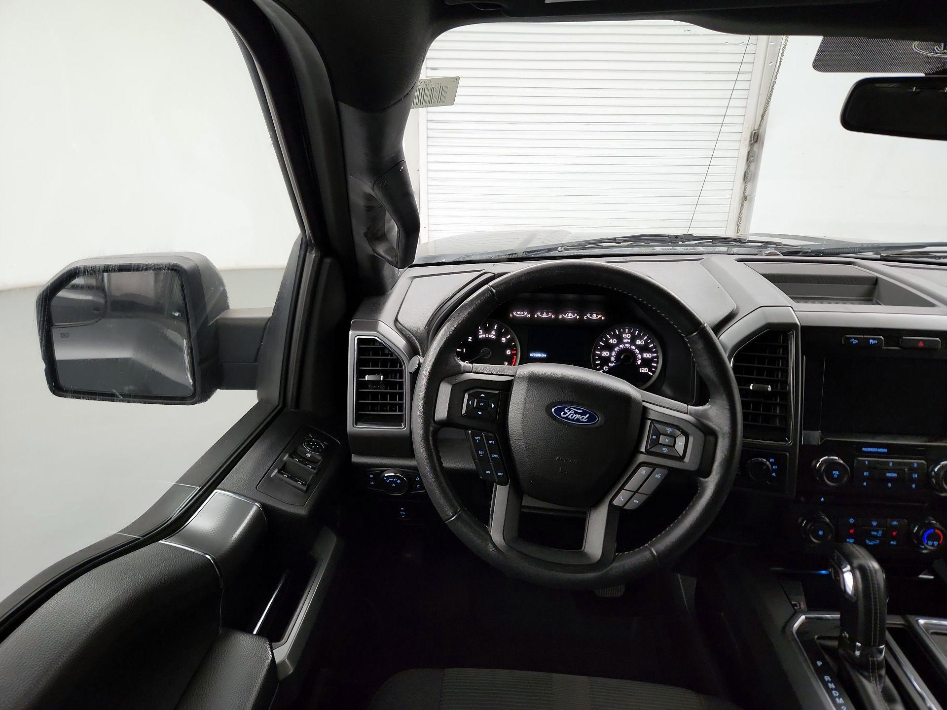 Thumbnail: 2017 Ford F-150 - 10