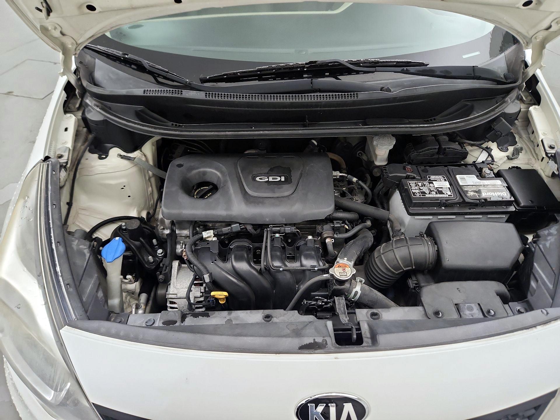 Thumbnail: 2016 Kia Rio - 20