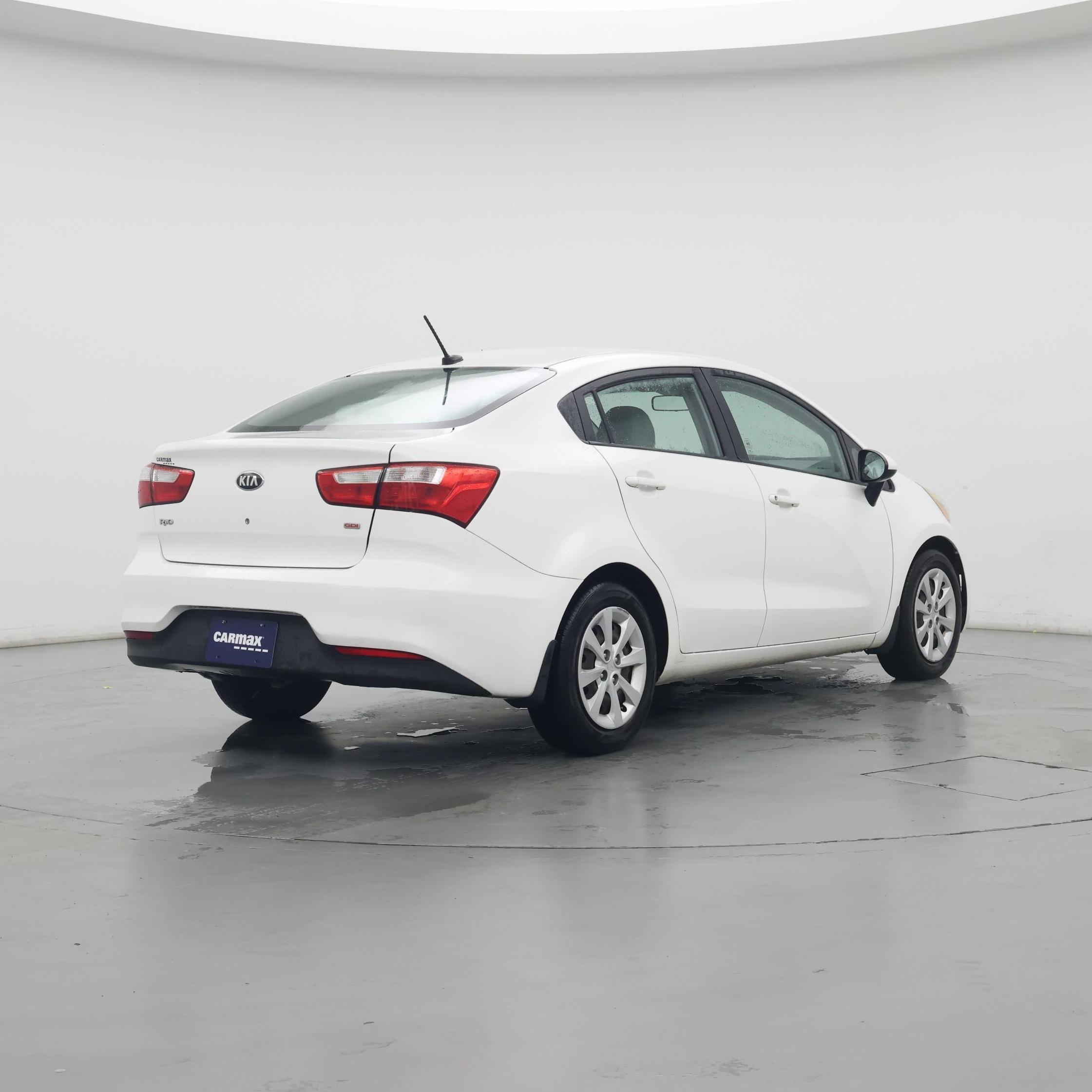 Thumbnail: 2016 Kia Rio - 8