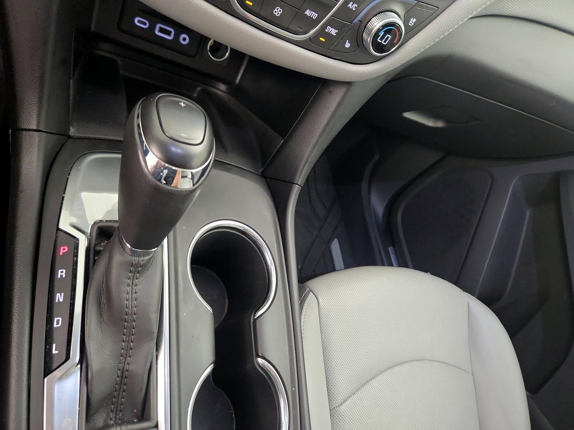 Thumbnail: 2019 Chevrolet Equinox - 17