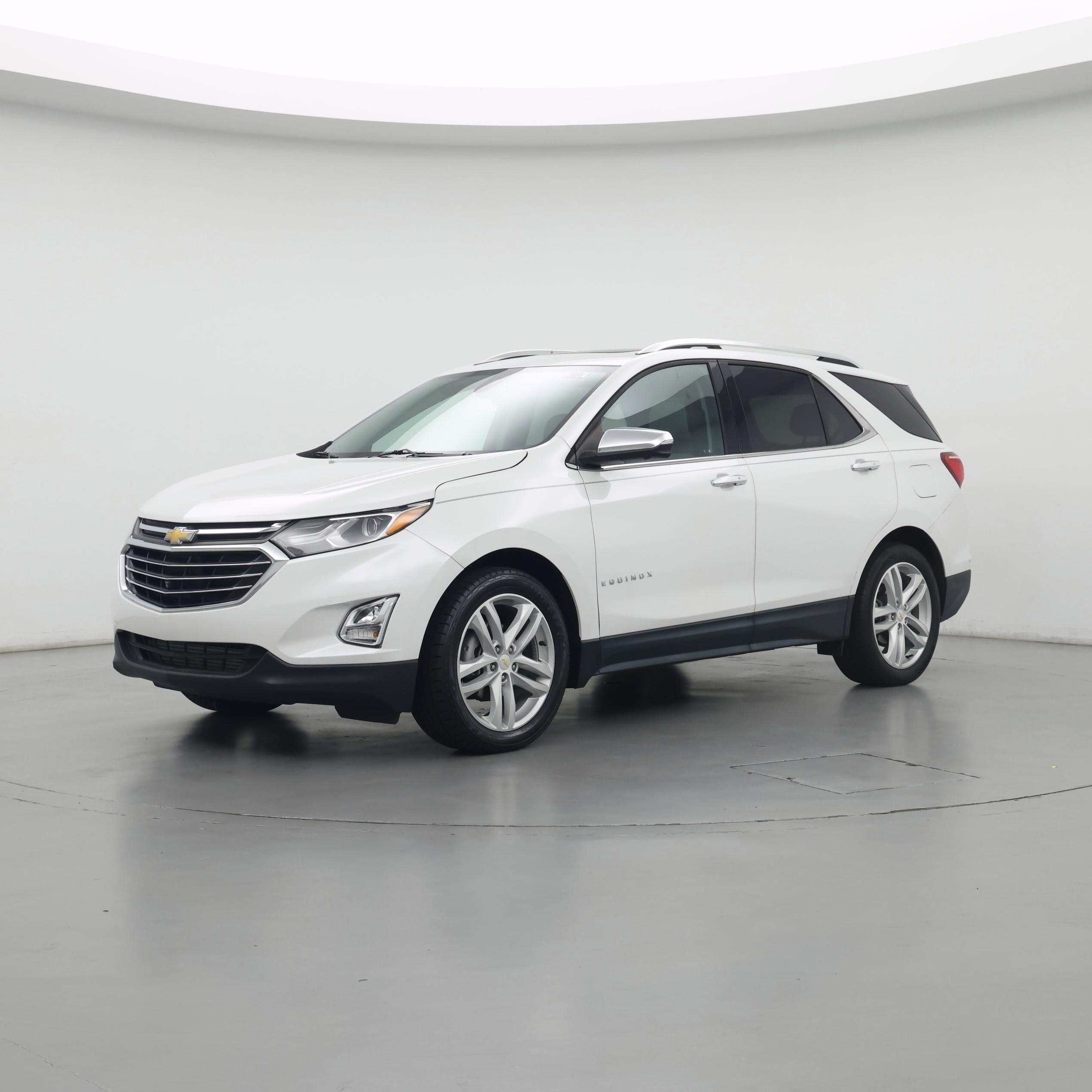 Thumbnail: 2019 Chevrolet Equinox - 3