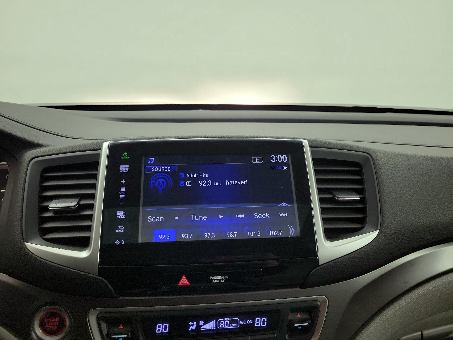 Thumbnail: 2016 Honda Pilot - 13