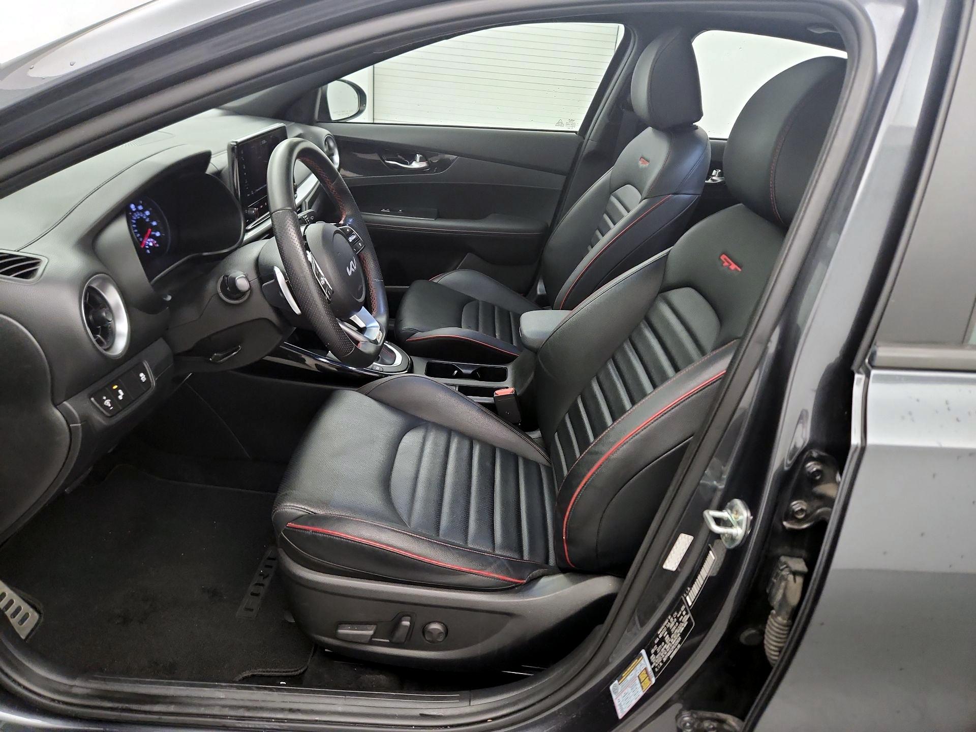 Thumbnail: 2023 Kia Forte - 11