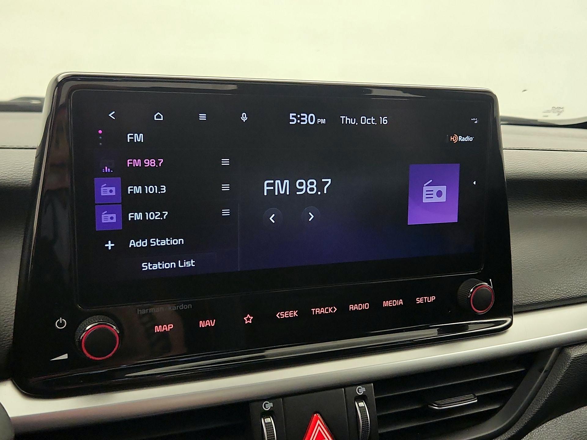 Thumbnail: 2023 Kia Forte - 16