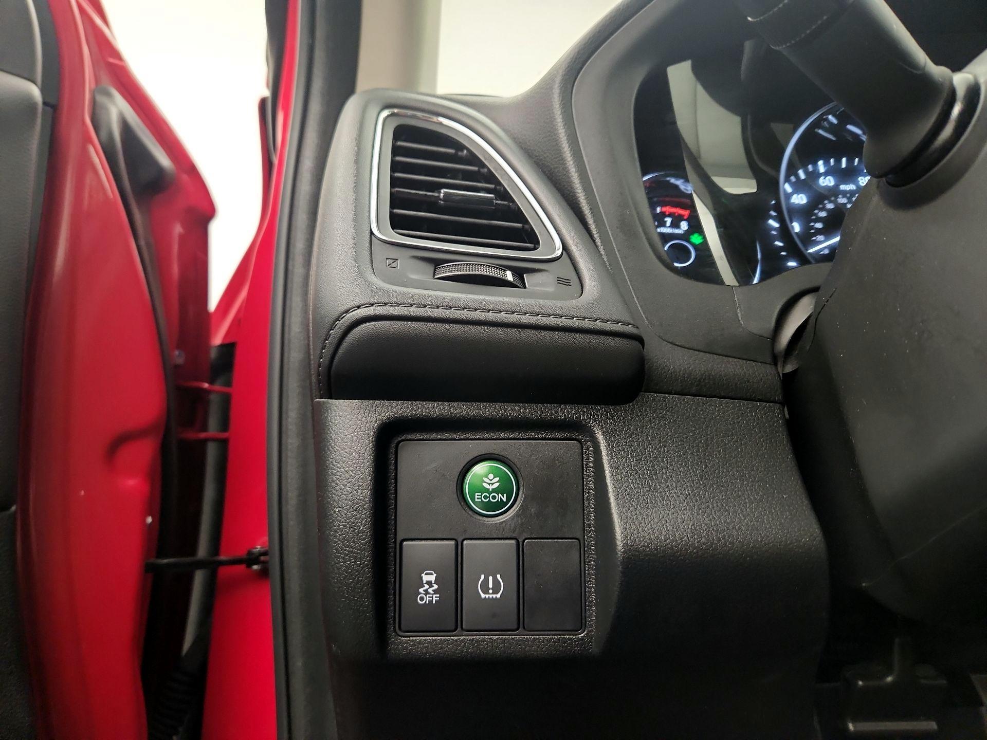 Thumbnail: 2018 Honda HR-V - 13
