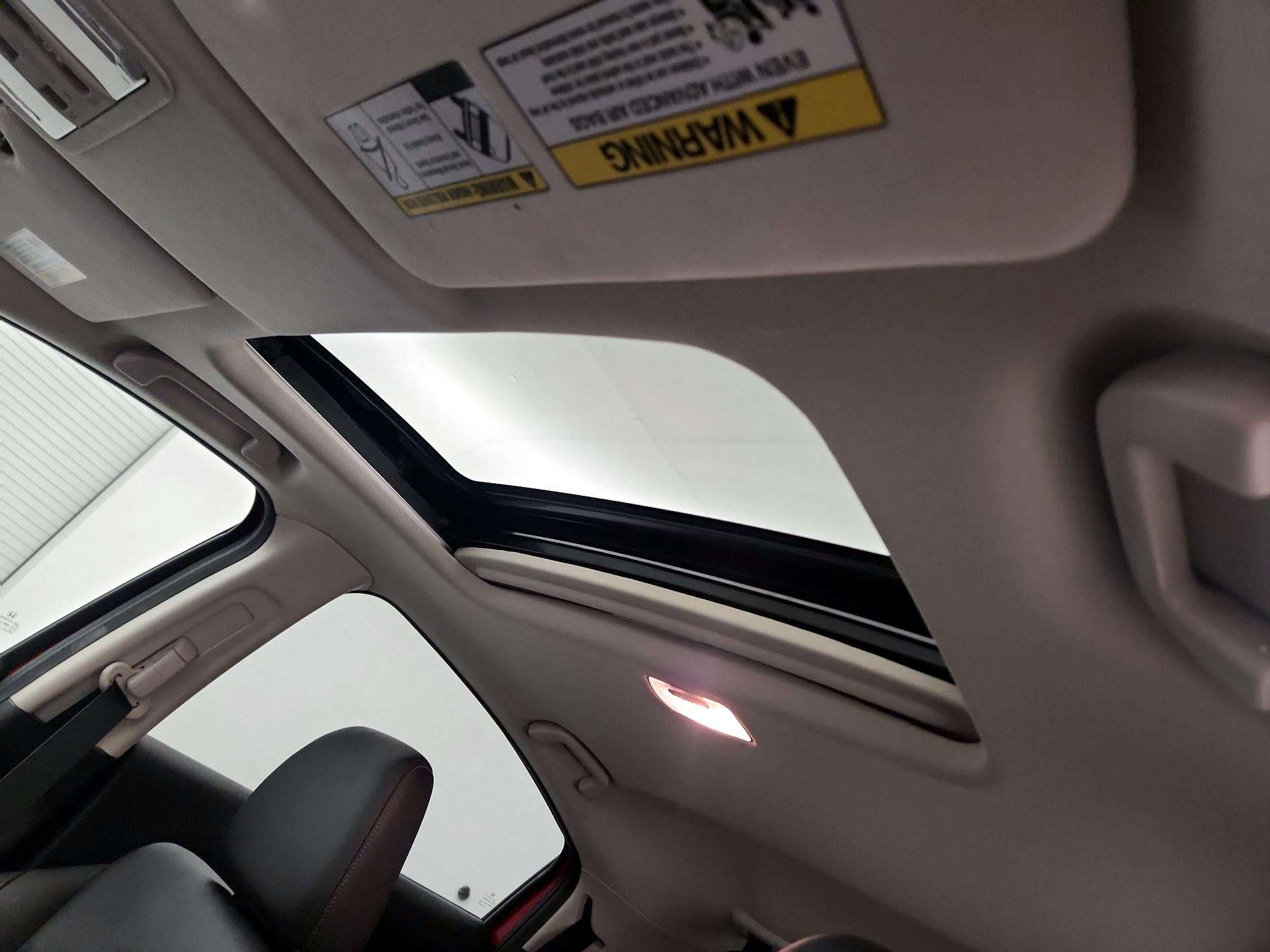 Thumbnail: 2018 Honda HR-V - 19