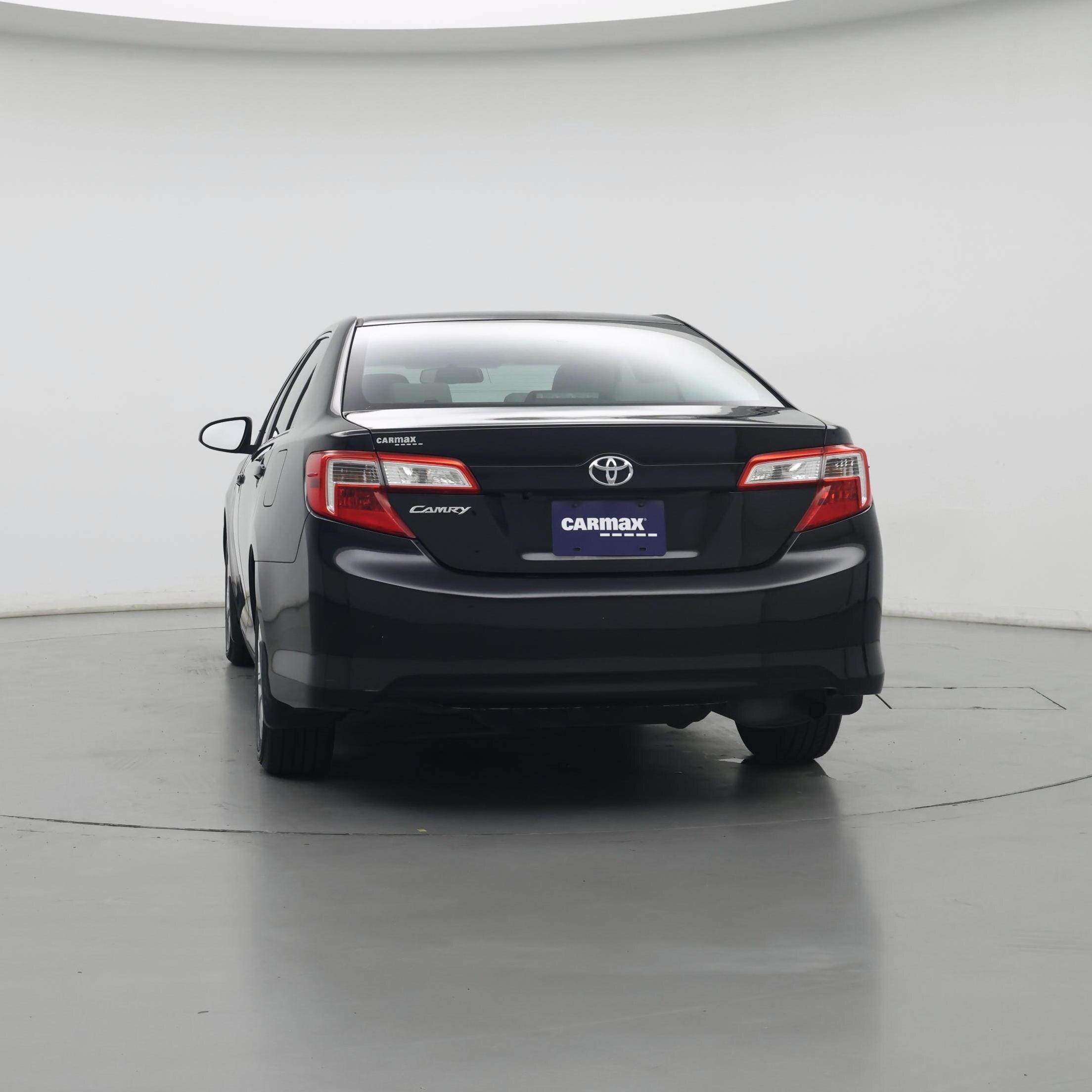Thumbnail: 2014 Toyota Camry - 6