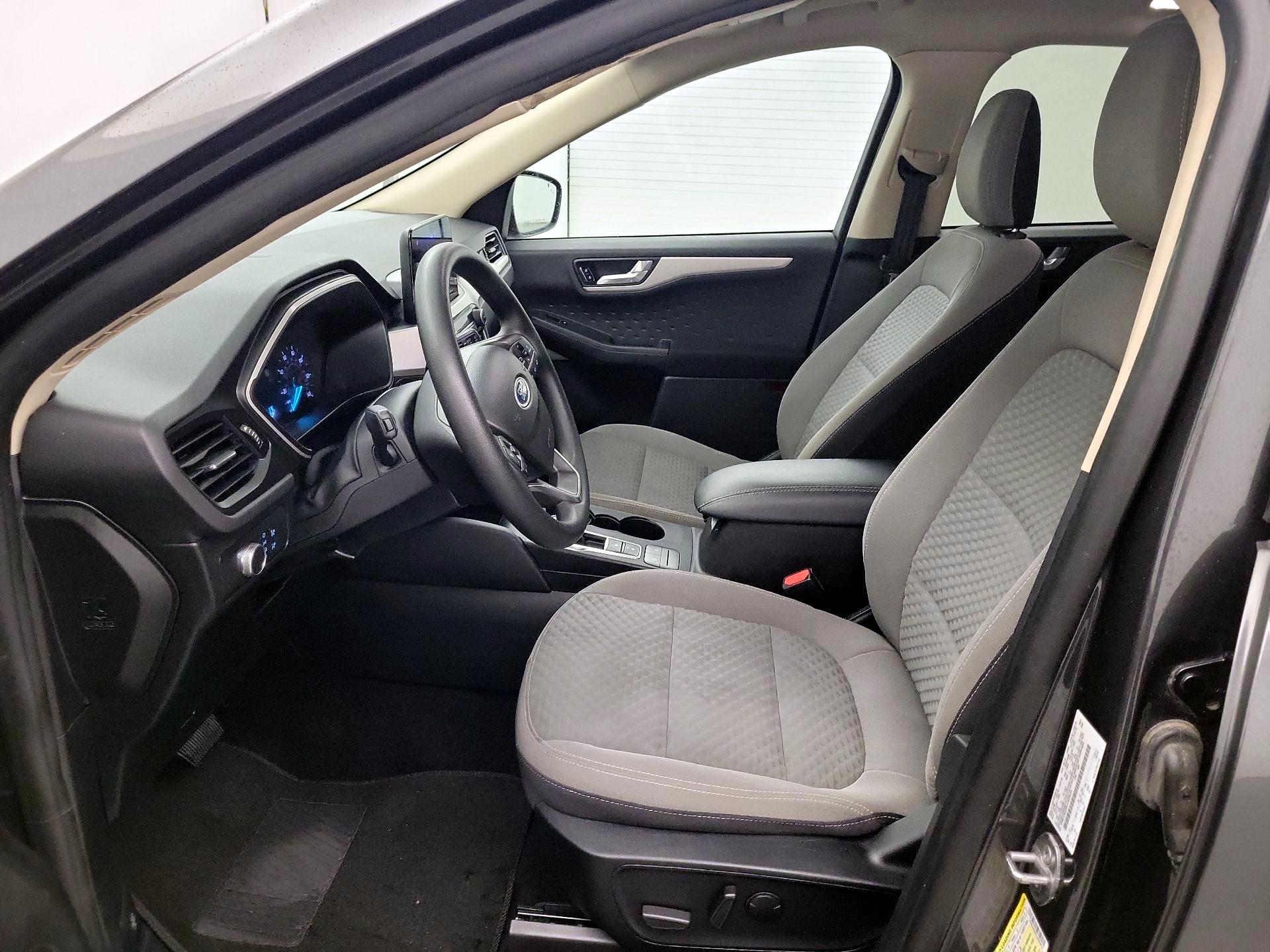 Thumbnail: 2020 Ford Escape - 11