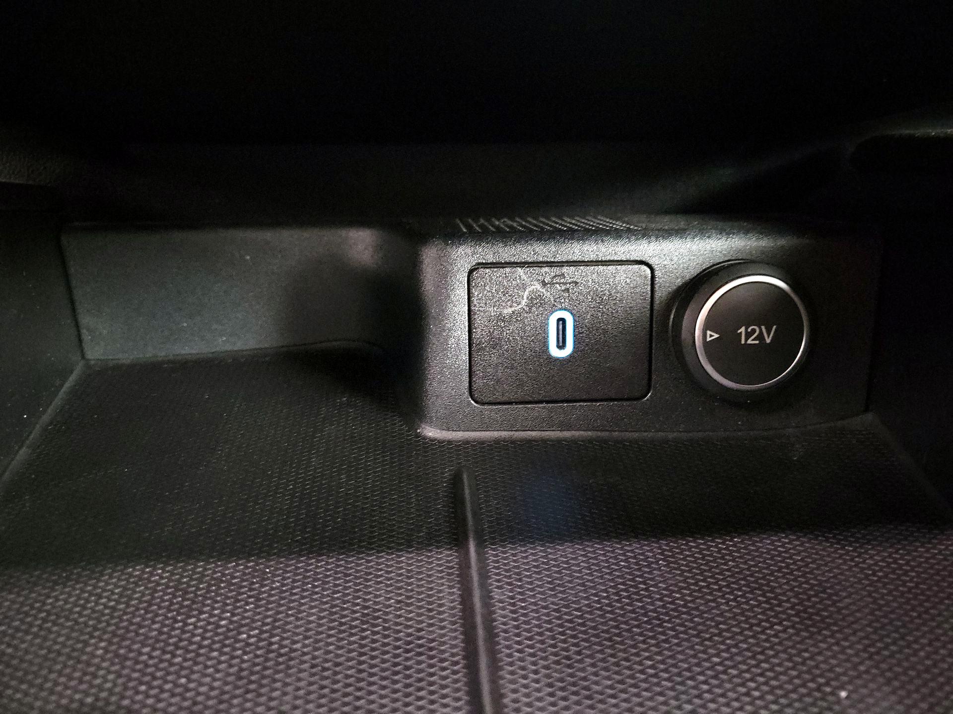 Thumbnail: 2020 Ford Escape - 19