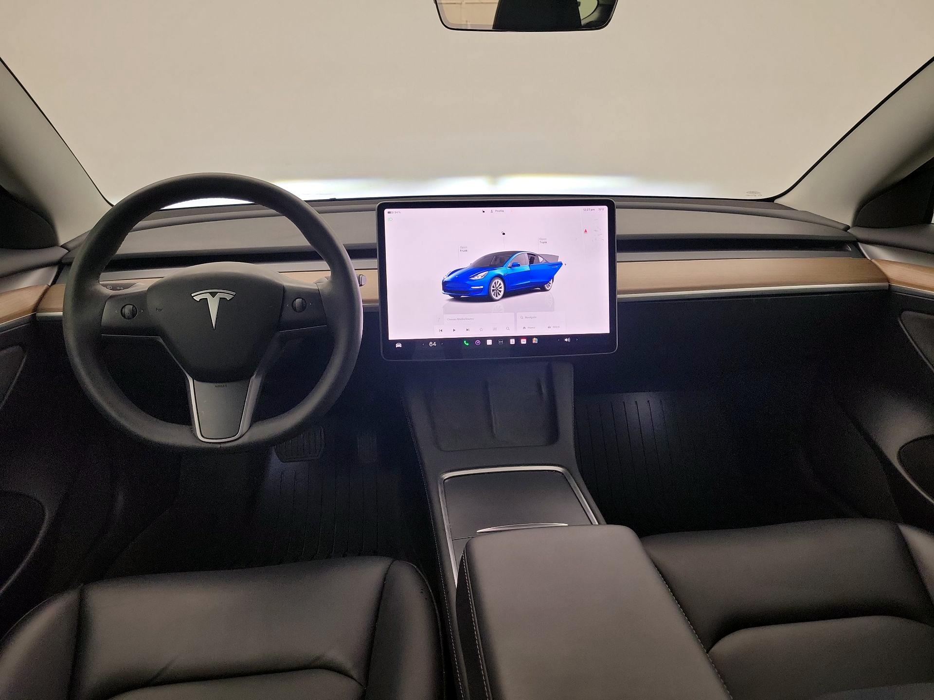 Thumbnail: 2023 Tesla Model 3 - 9