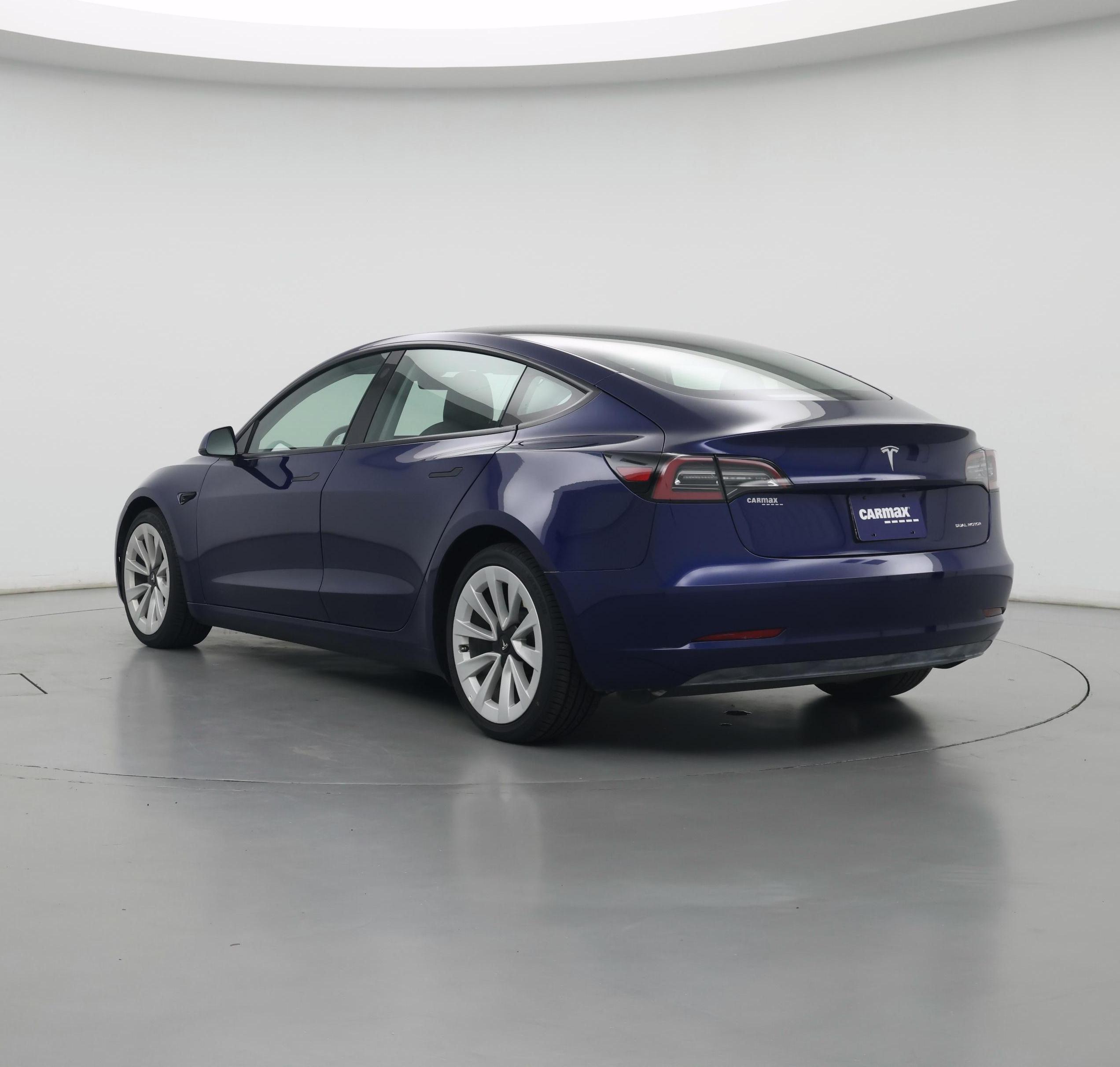 Thumbnail: 2023 Tesla Model 3 - 2