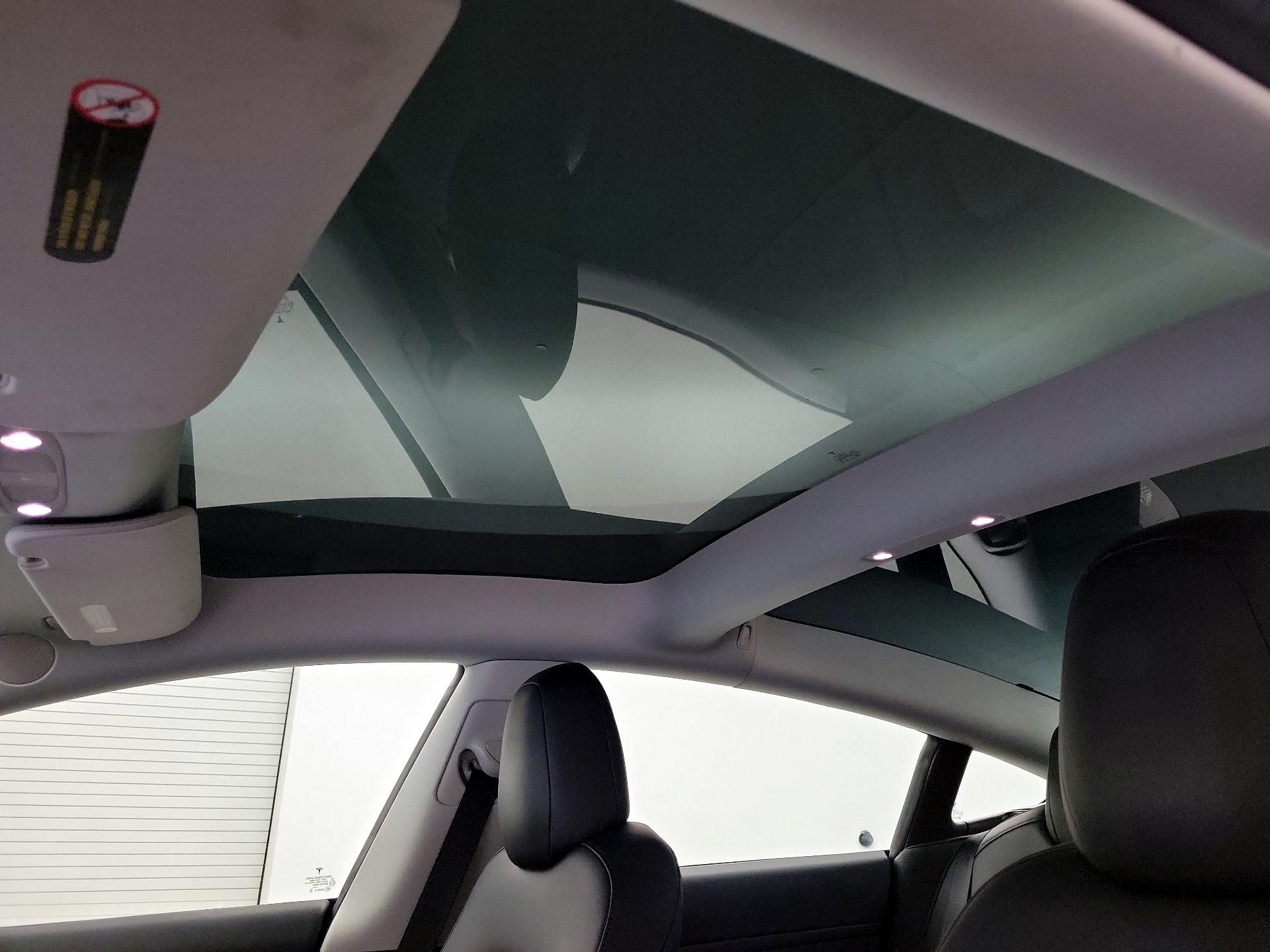 Thumbnail: 2023 Tesla Model 3 - 20