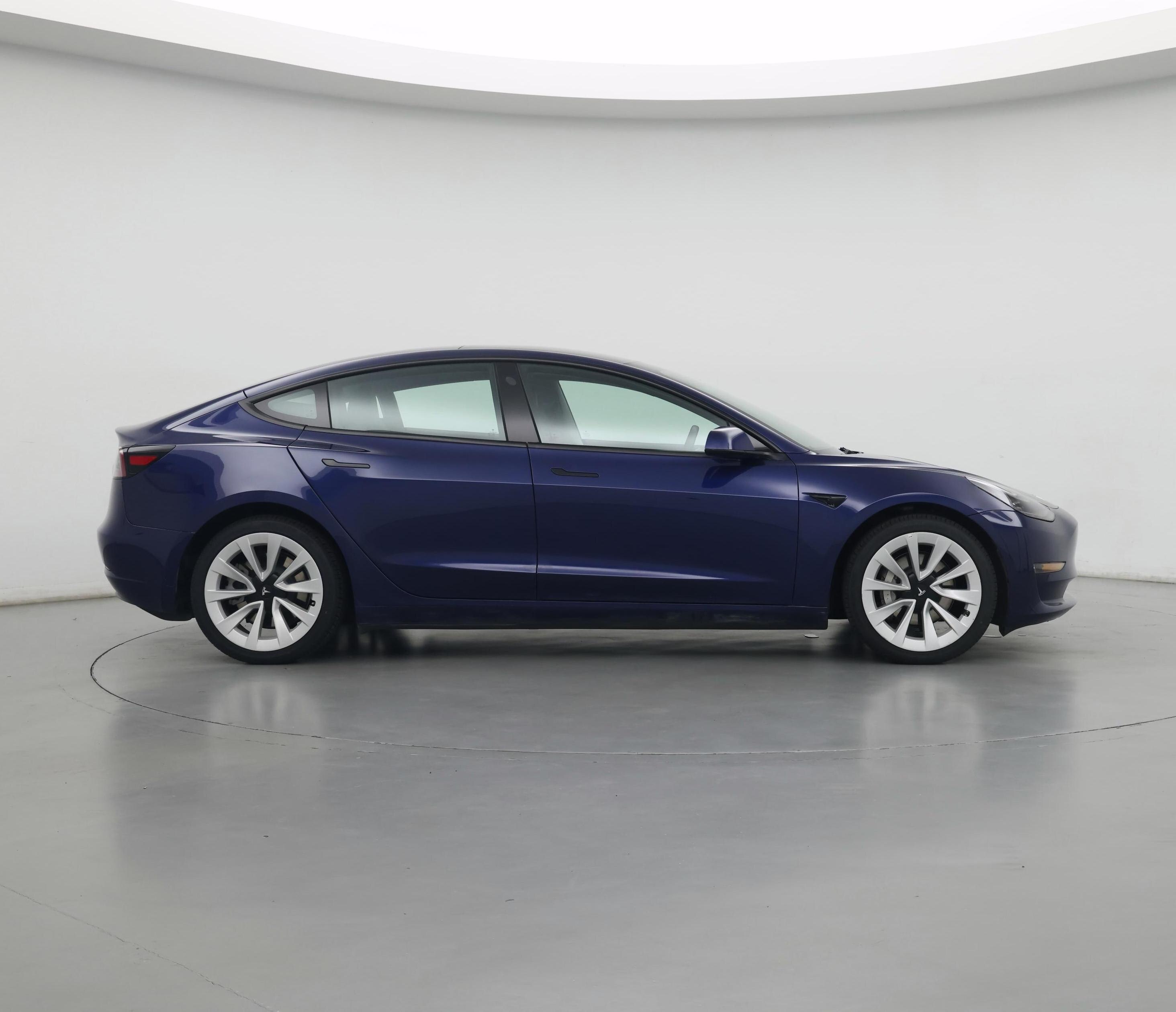 Thumbnail: 2023 Tesla Model 3 - 7