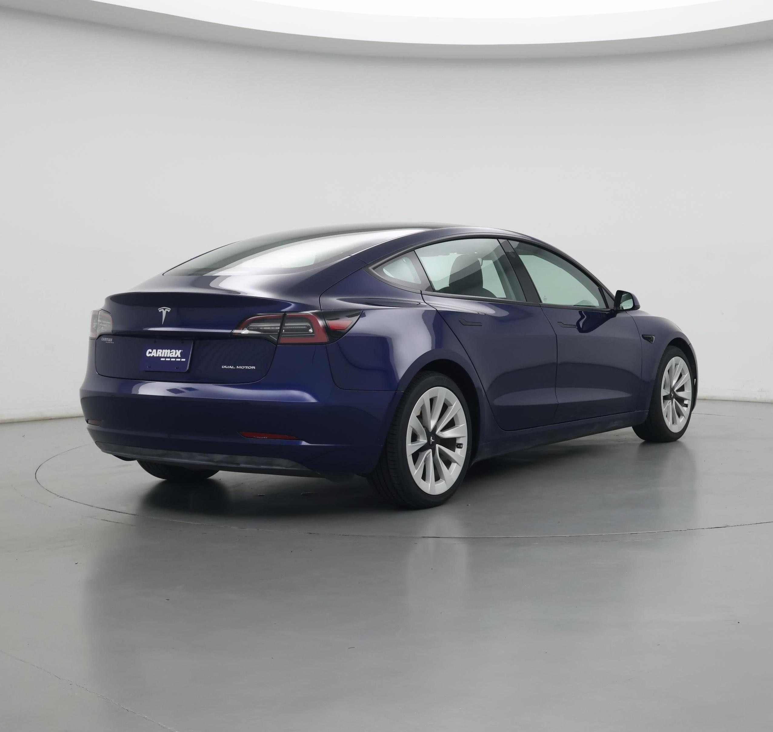 Thumbnail: 2023 Tesla Model 3 - 8