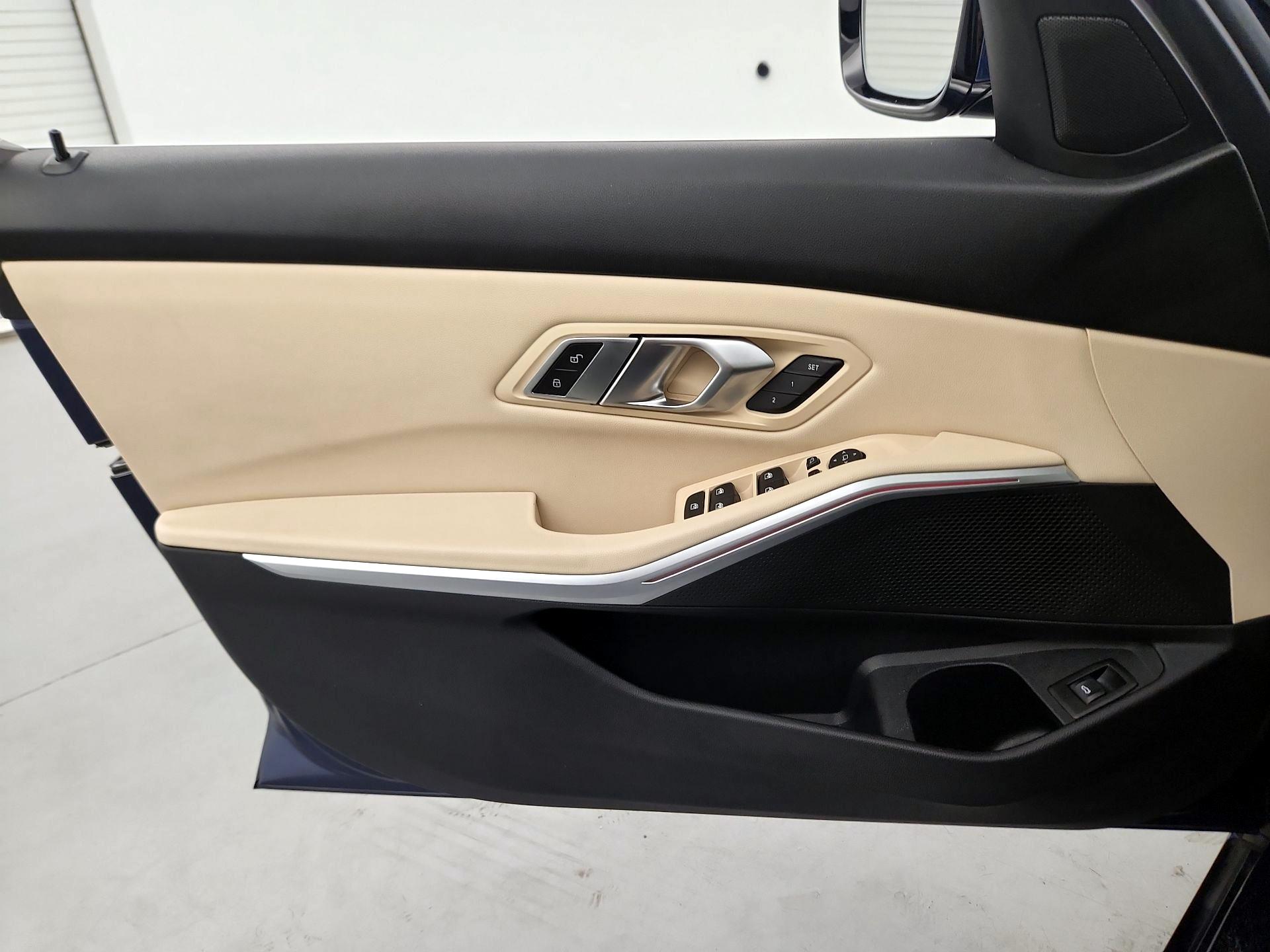 Thumbnail: 2020 BMW 3 Series - 12