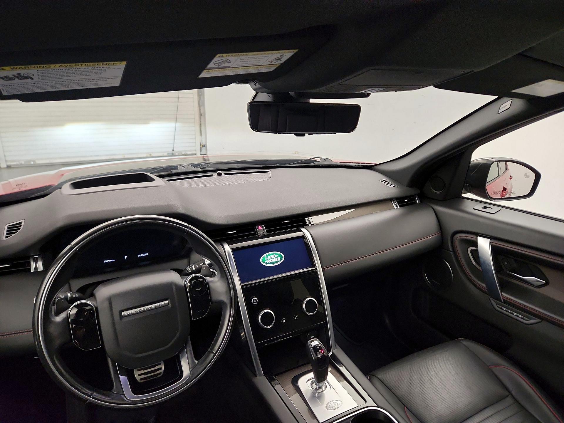 Thumbnail: 2020 Land Rover Discovery Sport - 9
