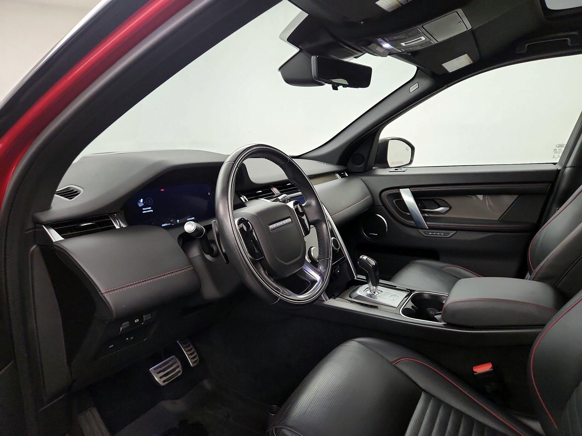 Thumbnail: 2020 Land Rover Discovery Sport - 11