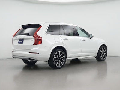 White 2021 Volvo XC90 T6 Momentum