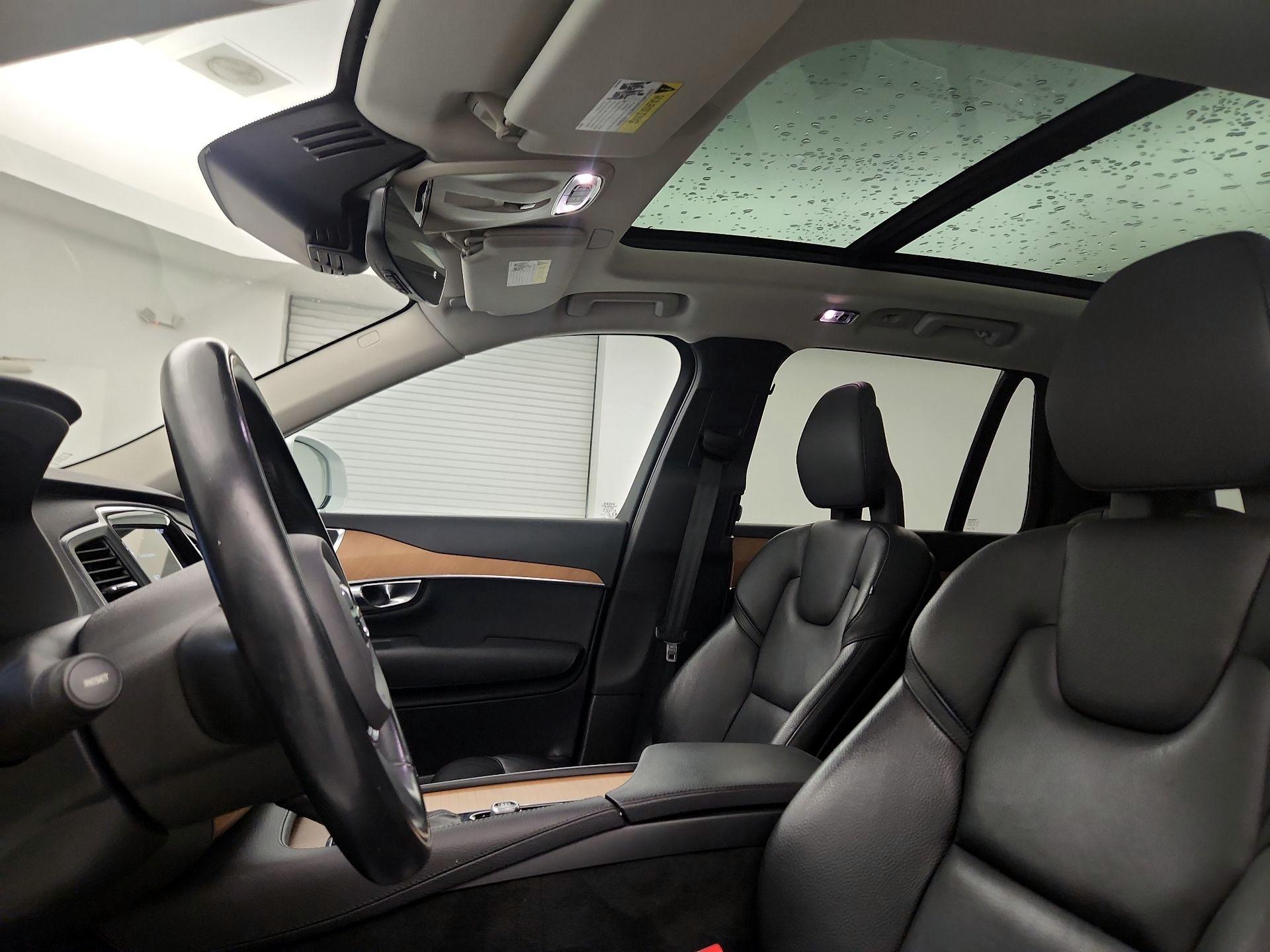 Thumbnail: 2021 Volvo XC90 - 20