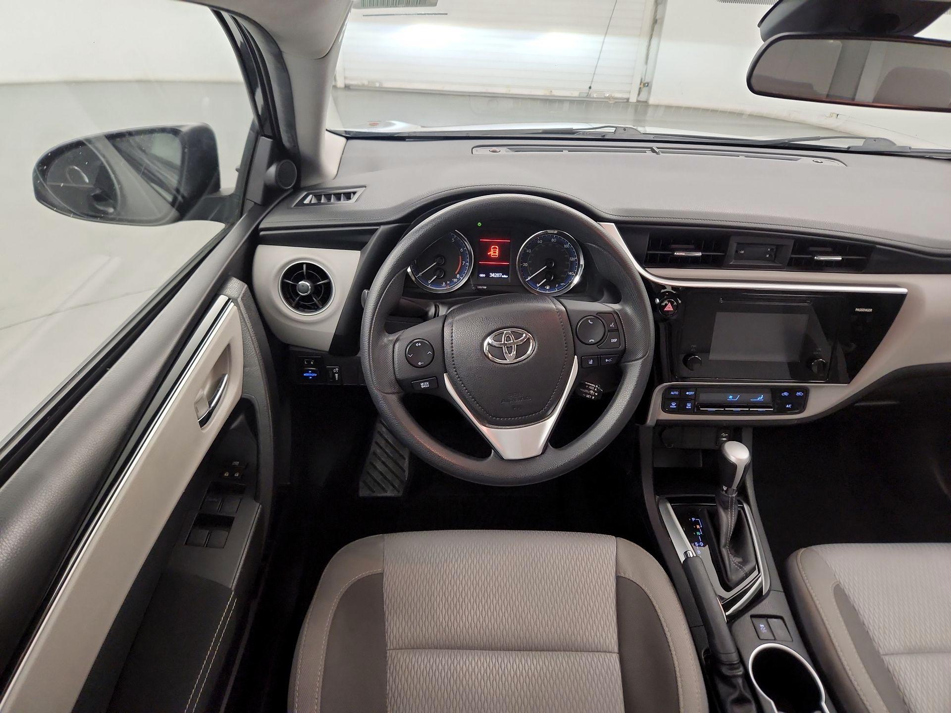 Thumbnail: 2017 Toyota Corolla - 10