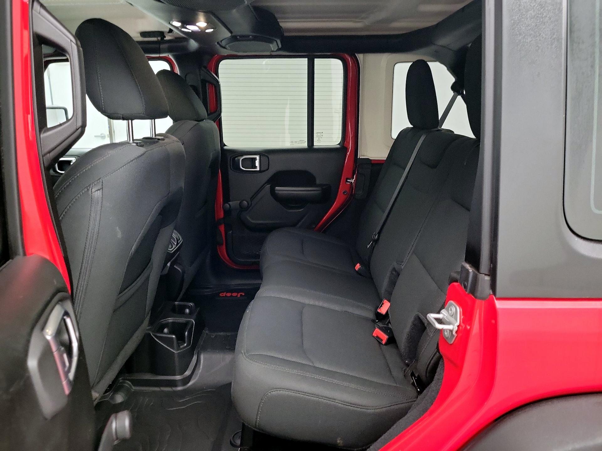 Thumbnail: 2019 Jeep Wrangler - 19